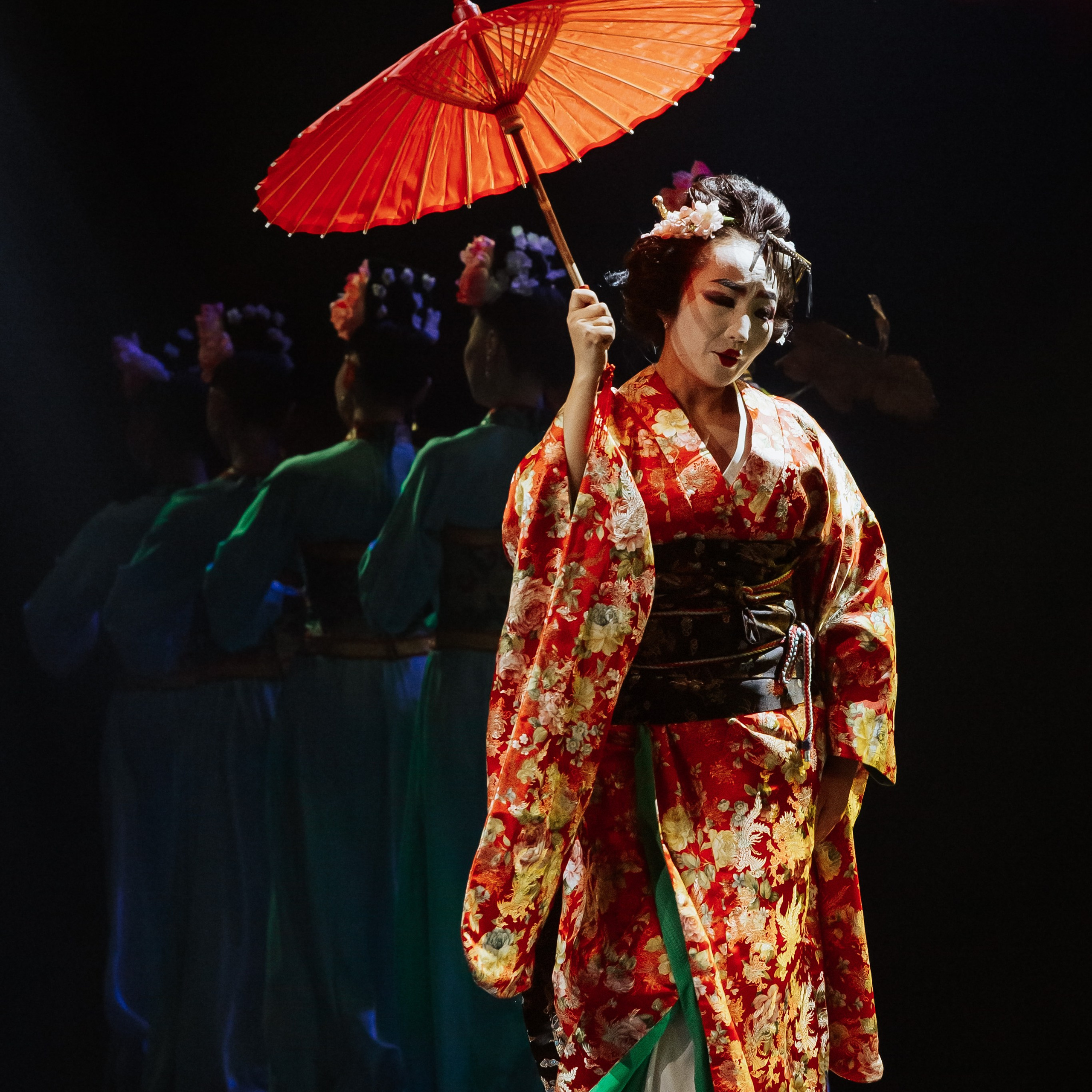 «Блеск Азии» Театр Байкал. Фотограф Алтай — Айсур Баксаргин