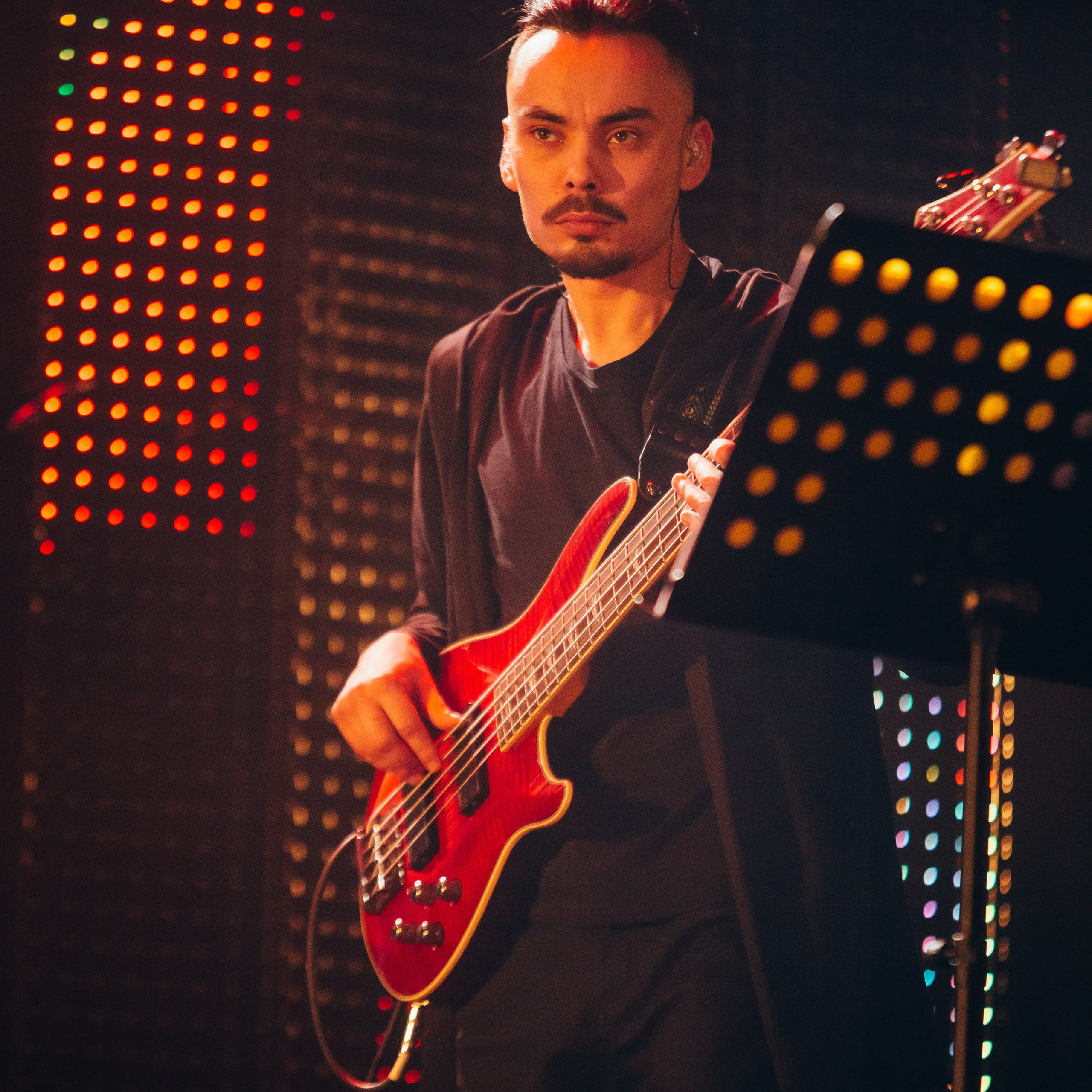 Э.Батсух и Группа «Люди». Фотограф Алтай — Айсур Баксаргин