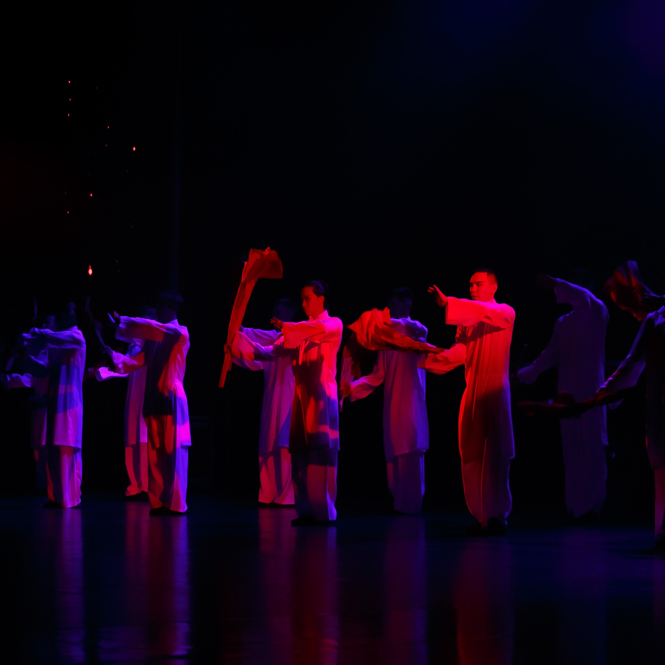 «Блеск Азии» Театр Байкал. Фотограф Алтай — Айсур Баксаргин