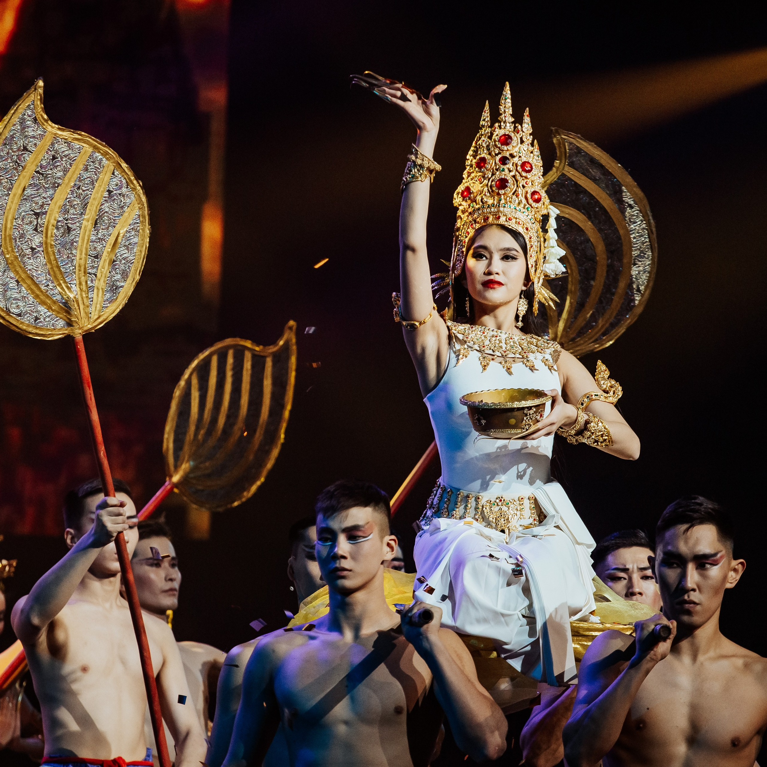 «Блеск Азии» Театр Байкал. Фотограф Алтай — Айсур Баксаргин