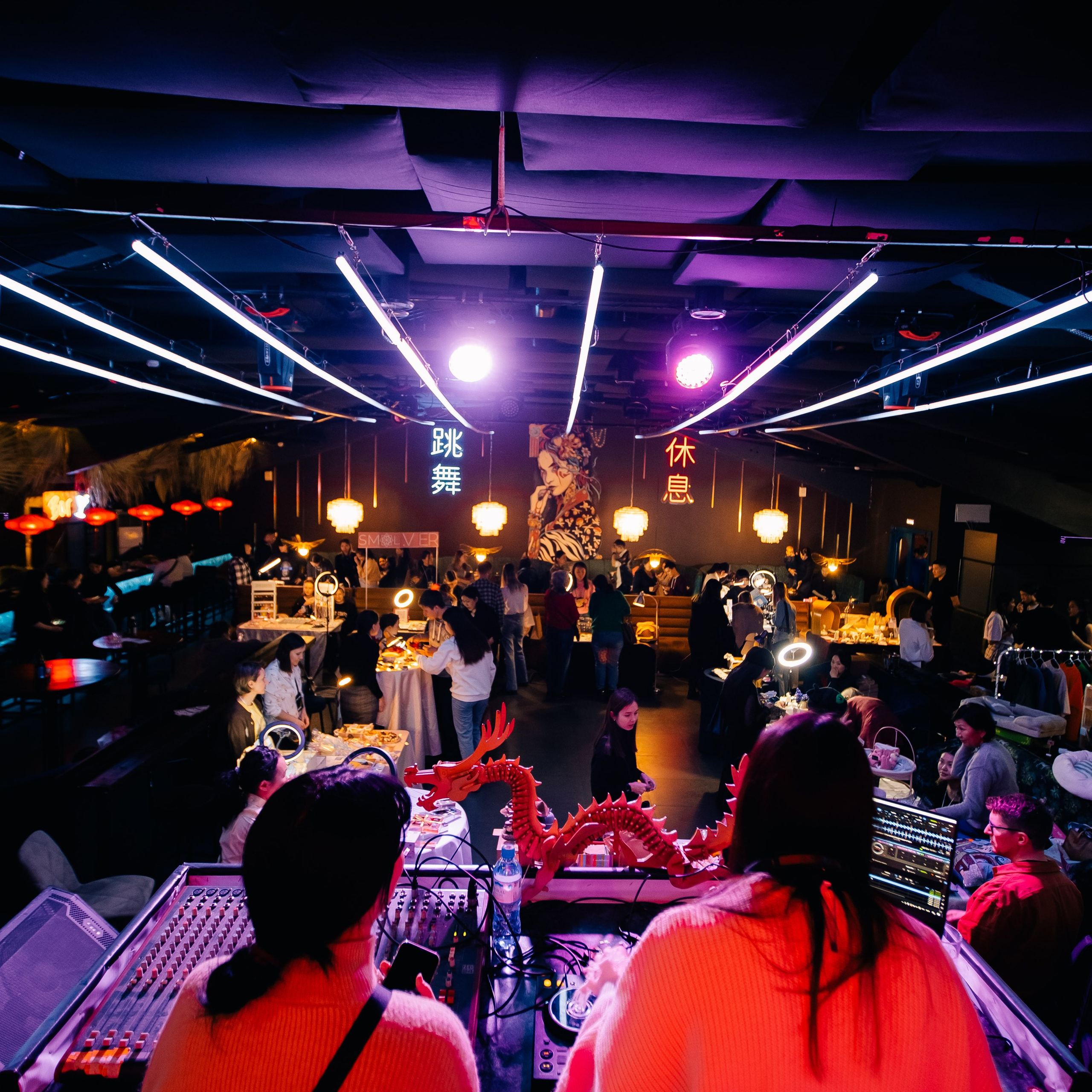 «IskraMarket» | № 4. Фотограф Алтай — Айсур Баксаргин