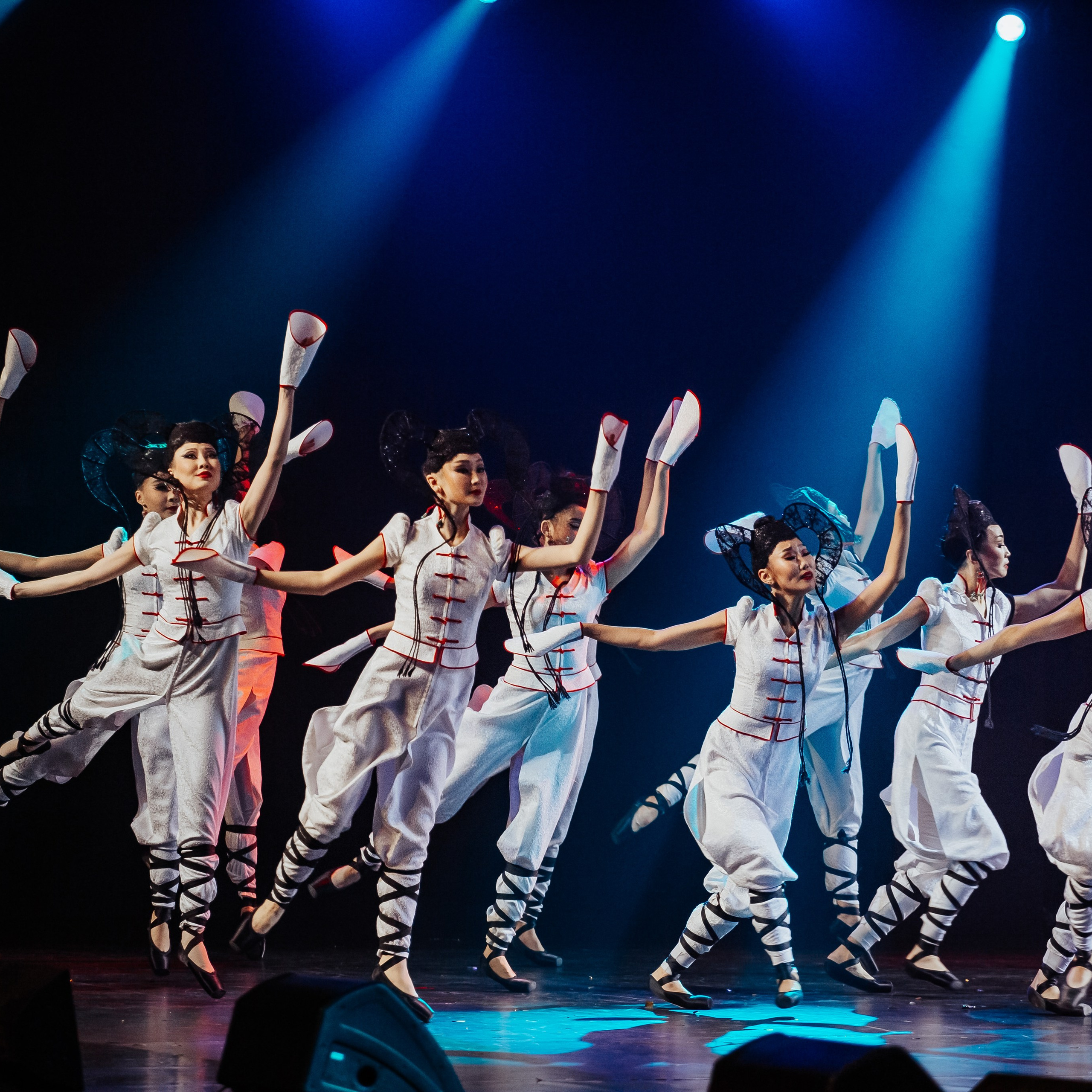 «Блеск Азии» Театр Байкал. Фотограф Алтай — Айсур Баксаргин