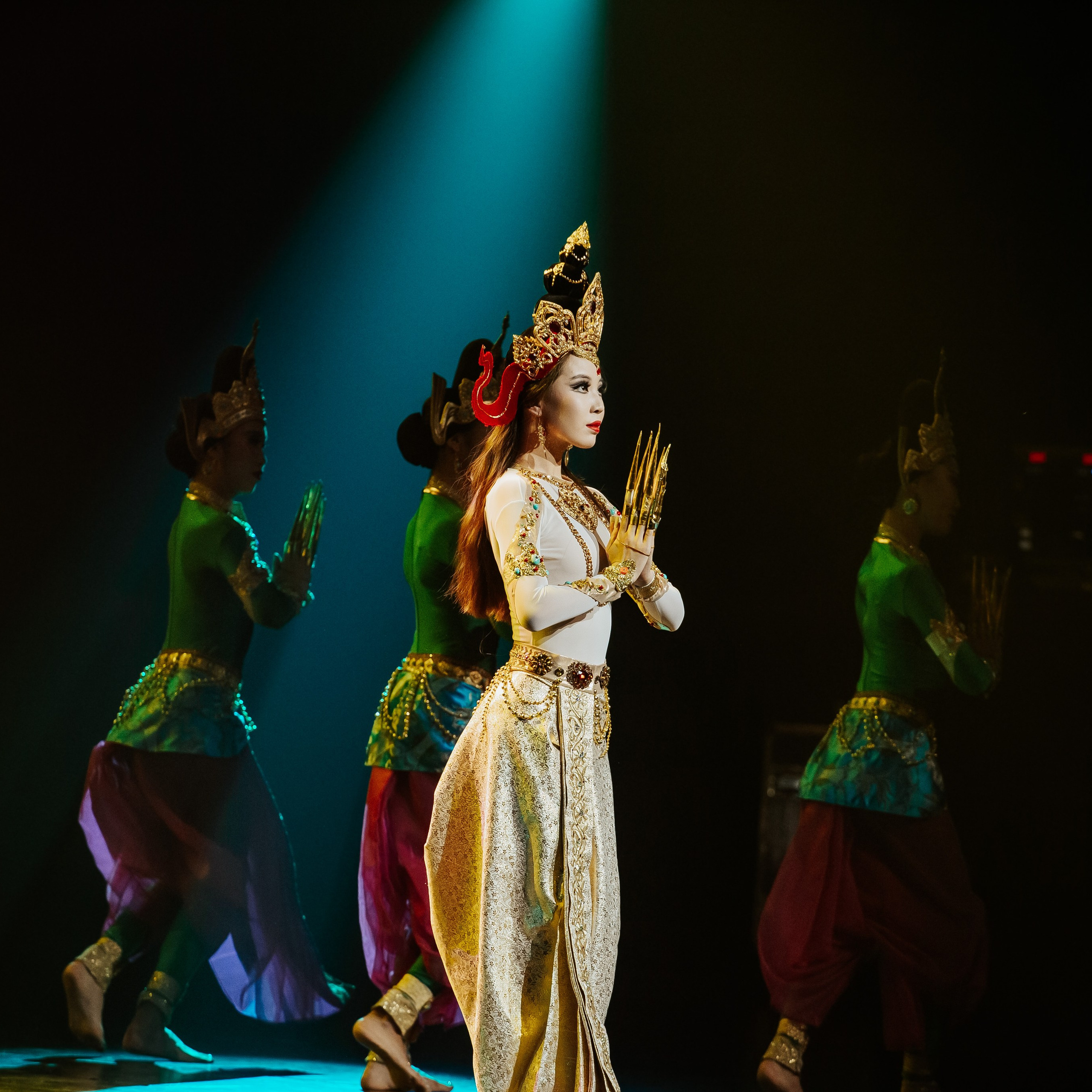 «Блеск Азии» Театр Байкал. Фотограф Алтай — Айсур Баксаргин