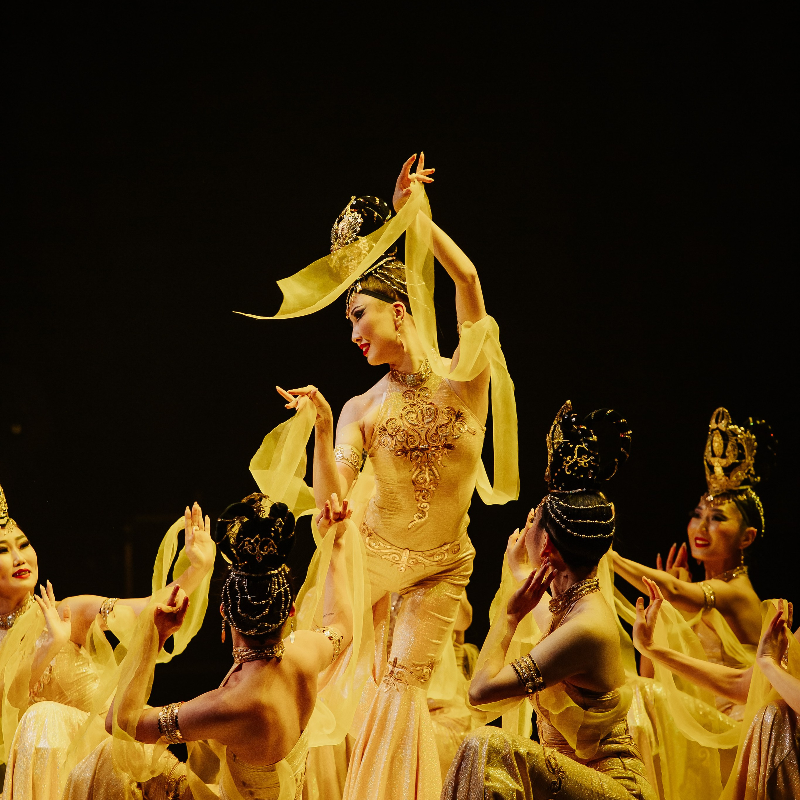 «Блеск Азии» Театр Байкал. Фотограф Алтай — Айсур Баксаргин