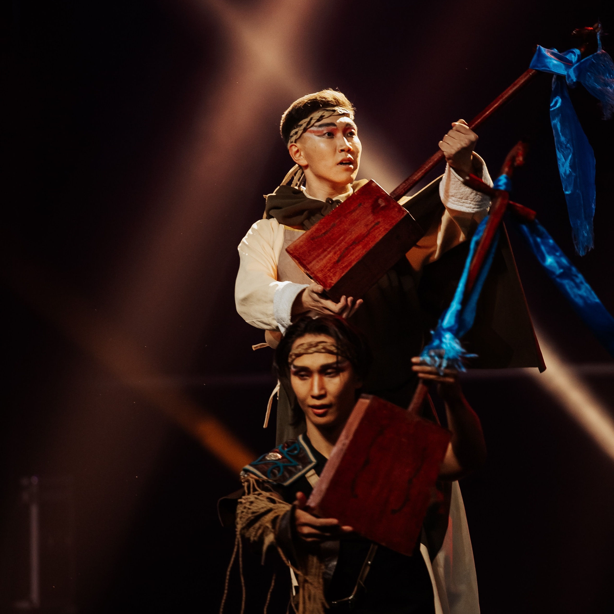 «Блеск Азии» Театр Байкал. Фотограф Алтай — Айсур Баксаргин