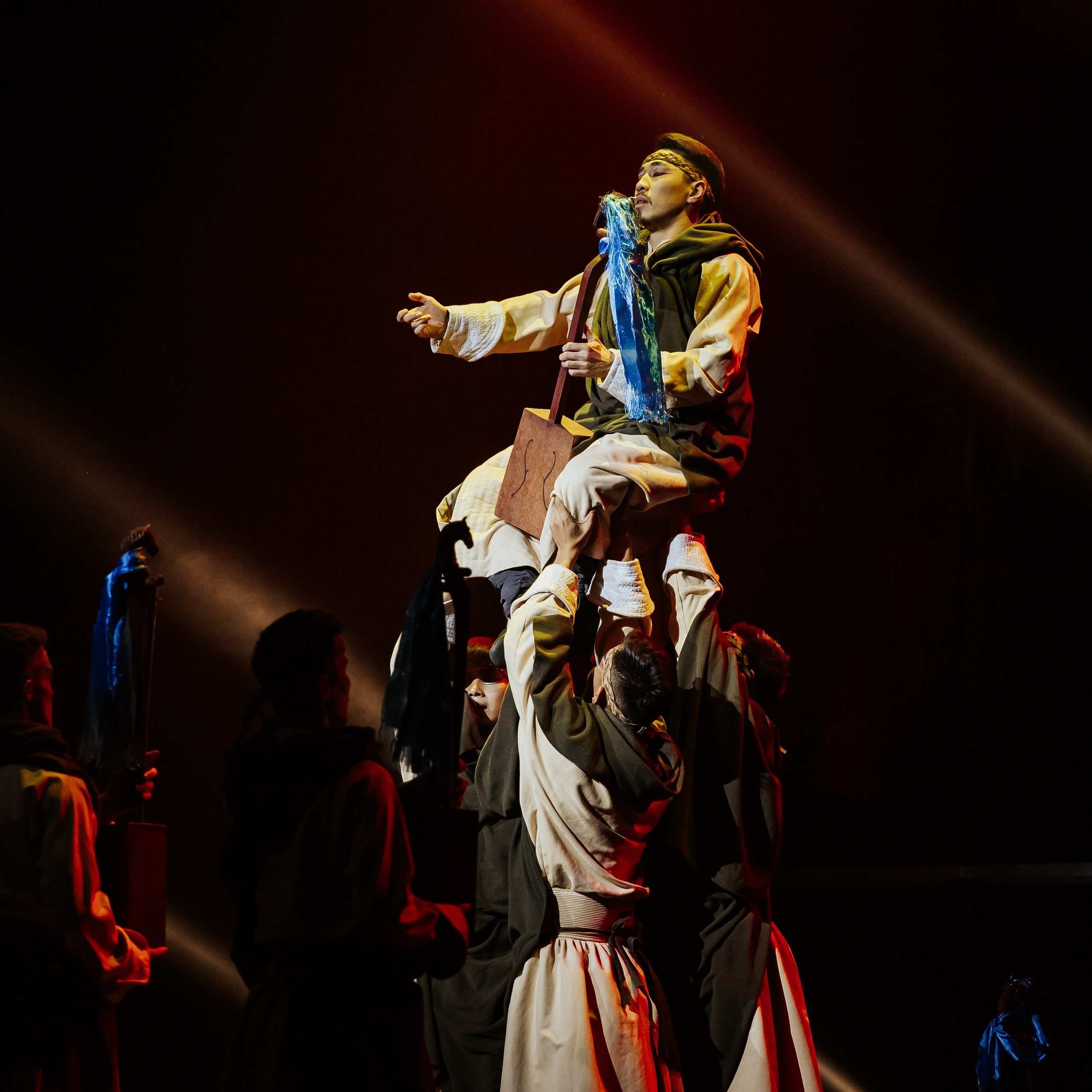 «Блеск Азии» Театр Байкал. Фотограф Алтай — Айсур Баксаргин