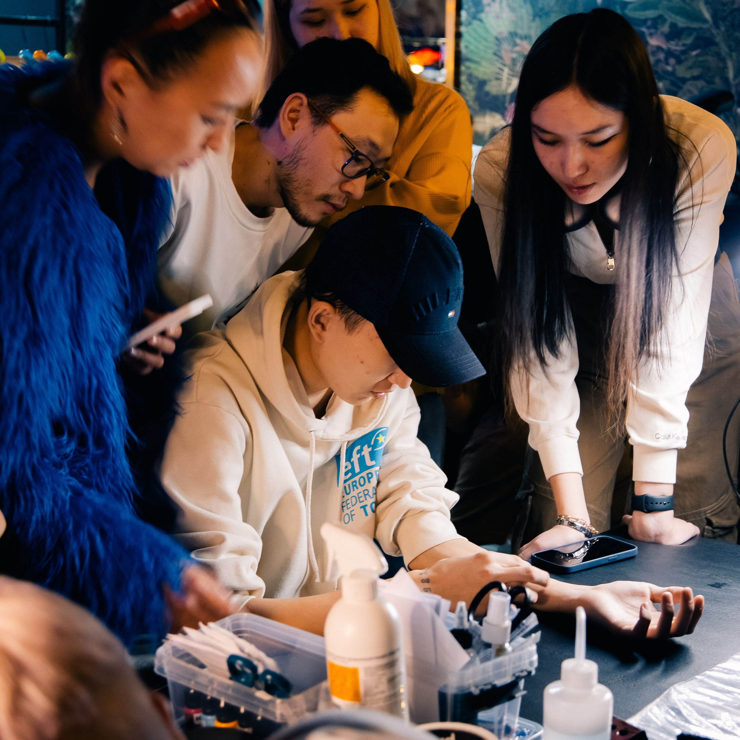 «IskraMarket» | № 4. Фотограф Алтай — Айсур Баксаргин