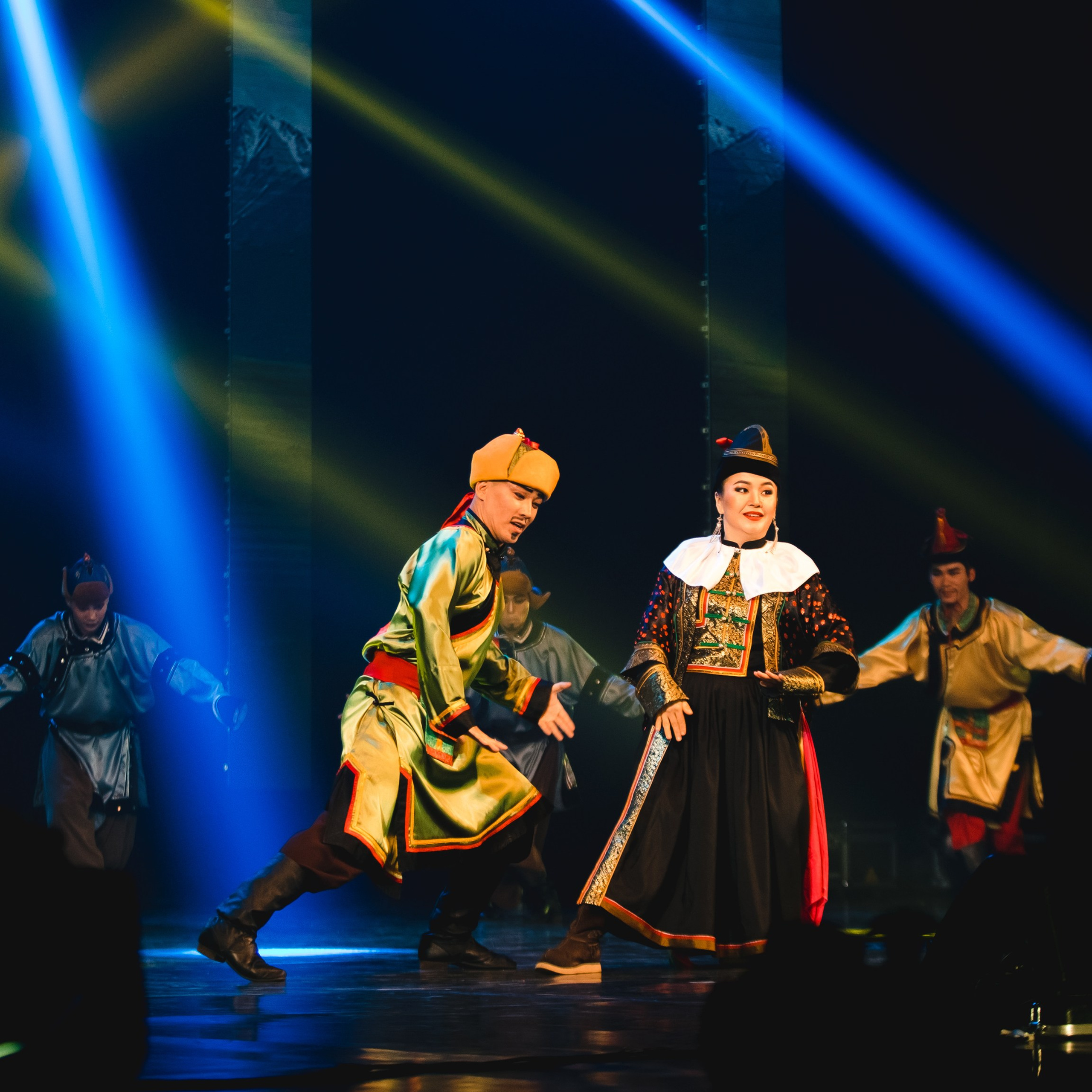 «От монголов к монголам» Театр Байкал. Фотограф Алтай — Айсур Баксаргин