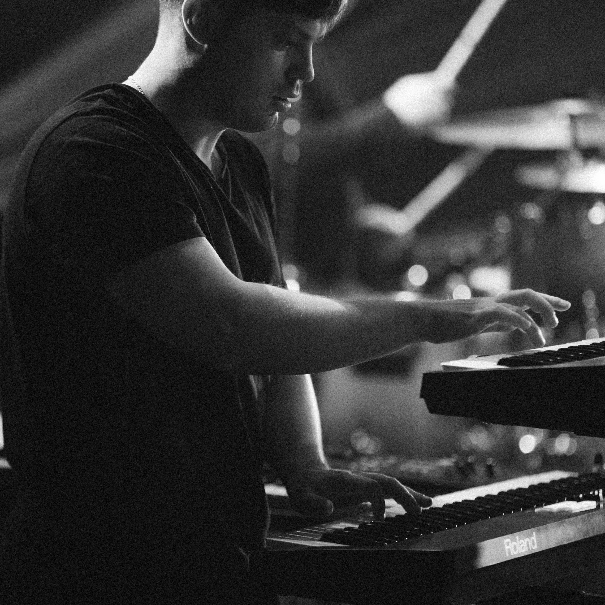 Э.Батсух и Группа «Люди». Фотограф Алтай — Айсур Баксаргин