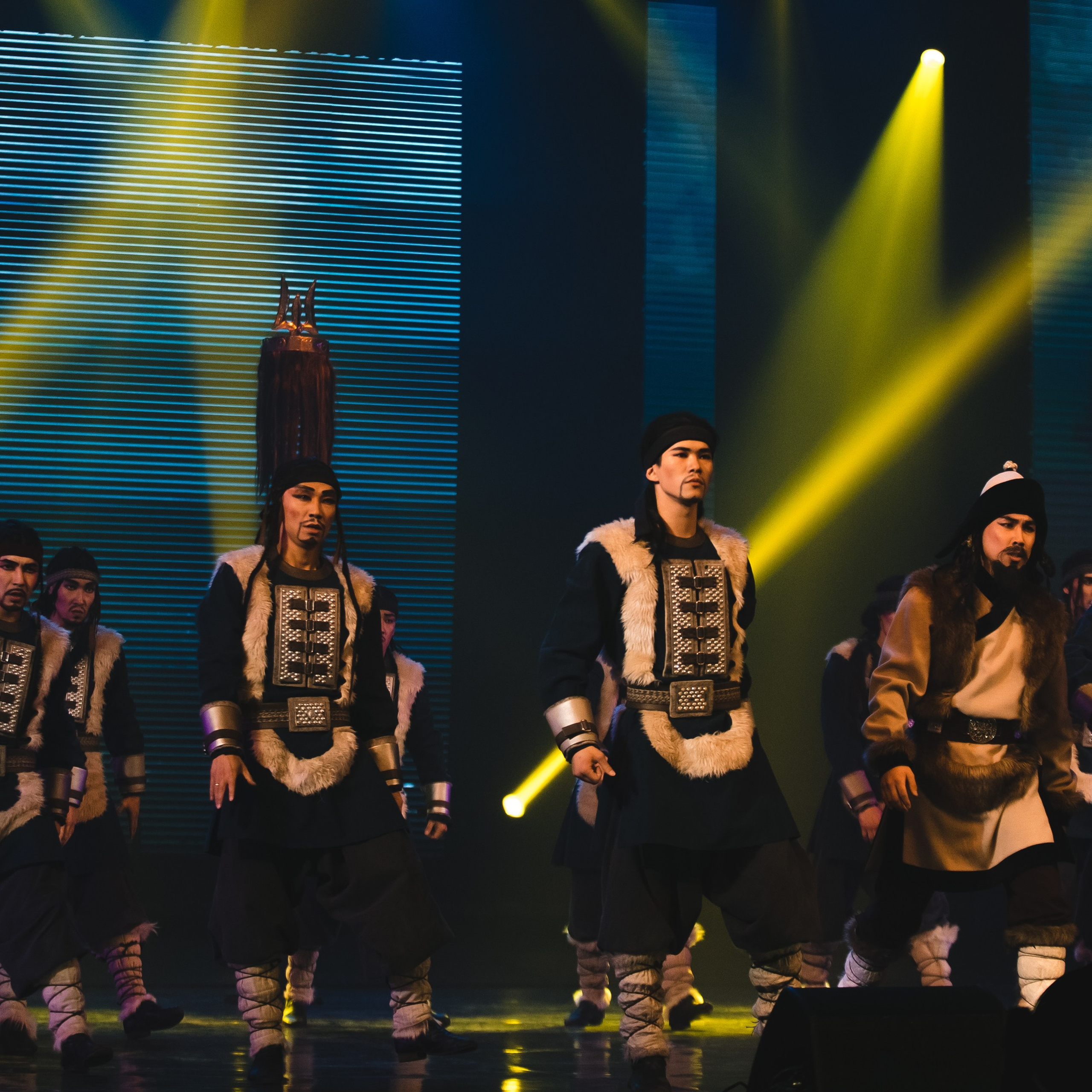 «От монголов к монголам» Театр Байкал. Фотограф Алтай — Айсур Баксаргин