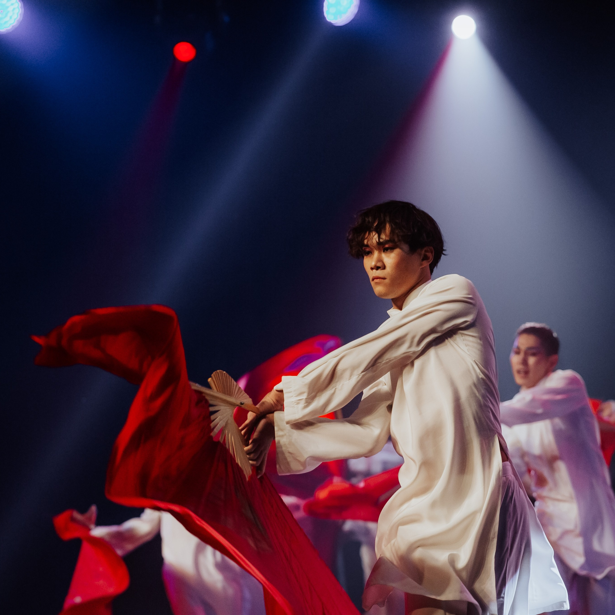 «Блеск Азии» Театр Байкал. Фотограф Алтай — Айсур Баксаргин