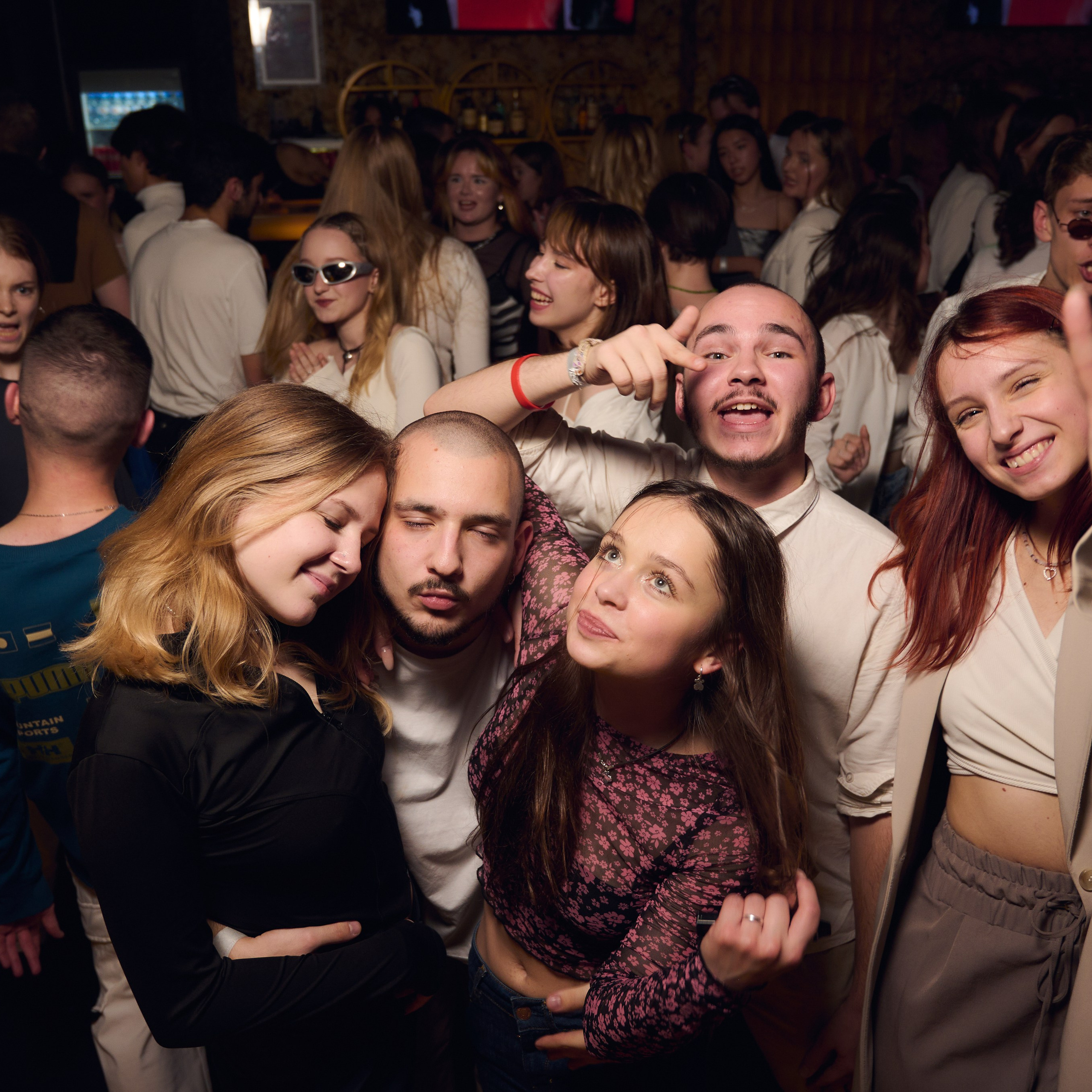 Съемка в клубе