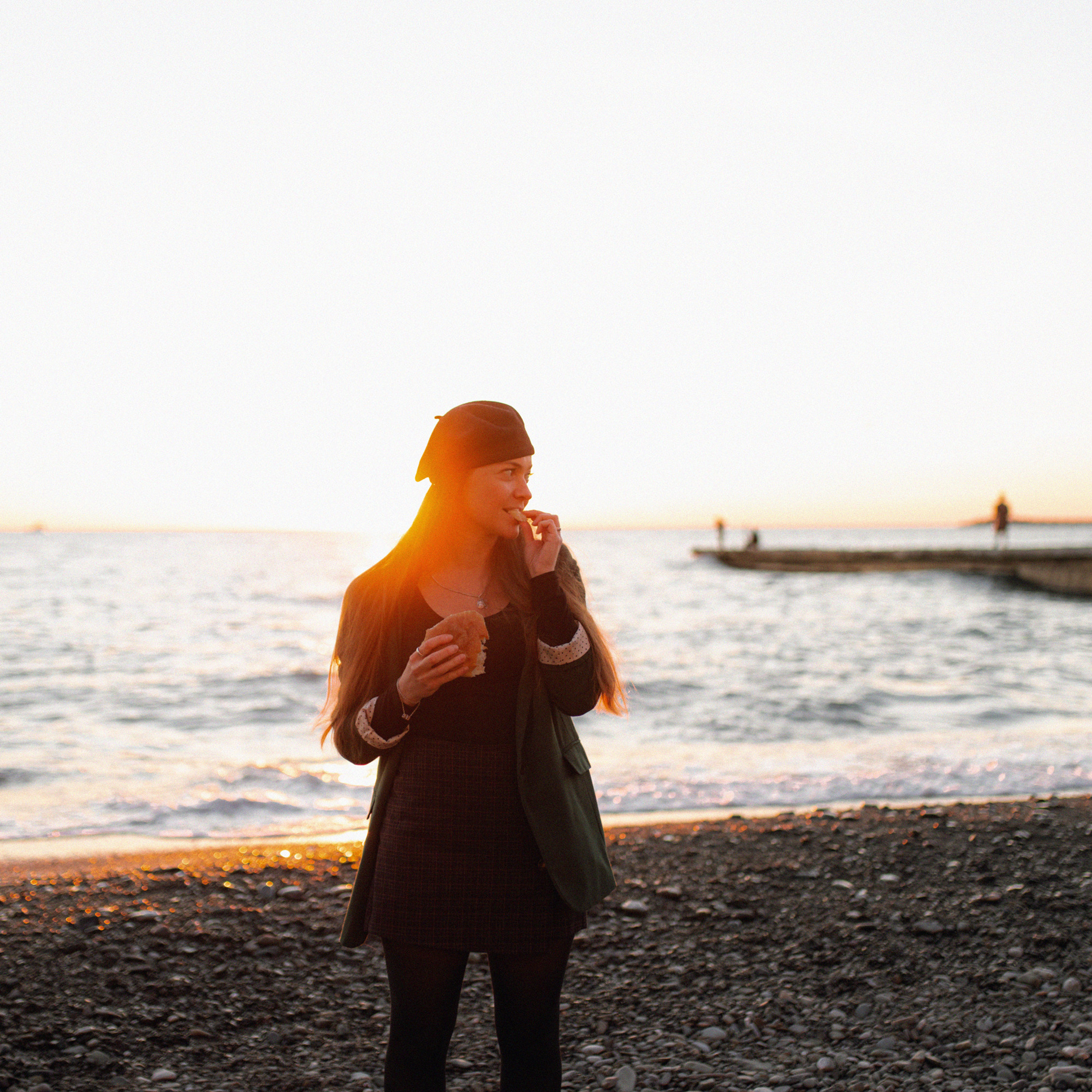Надя, театр, море. Фотограф Мария Сваридзе