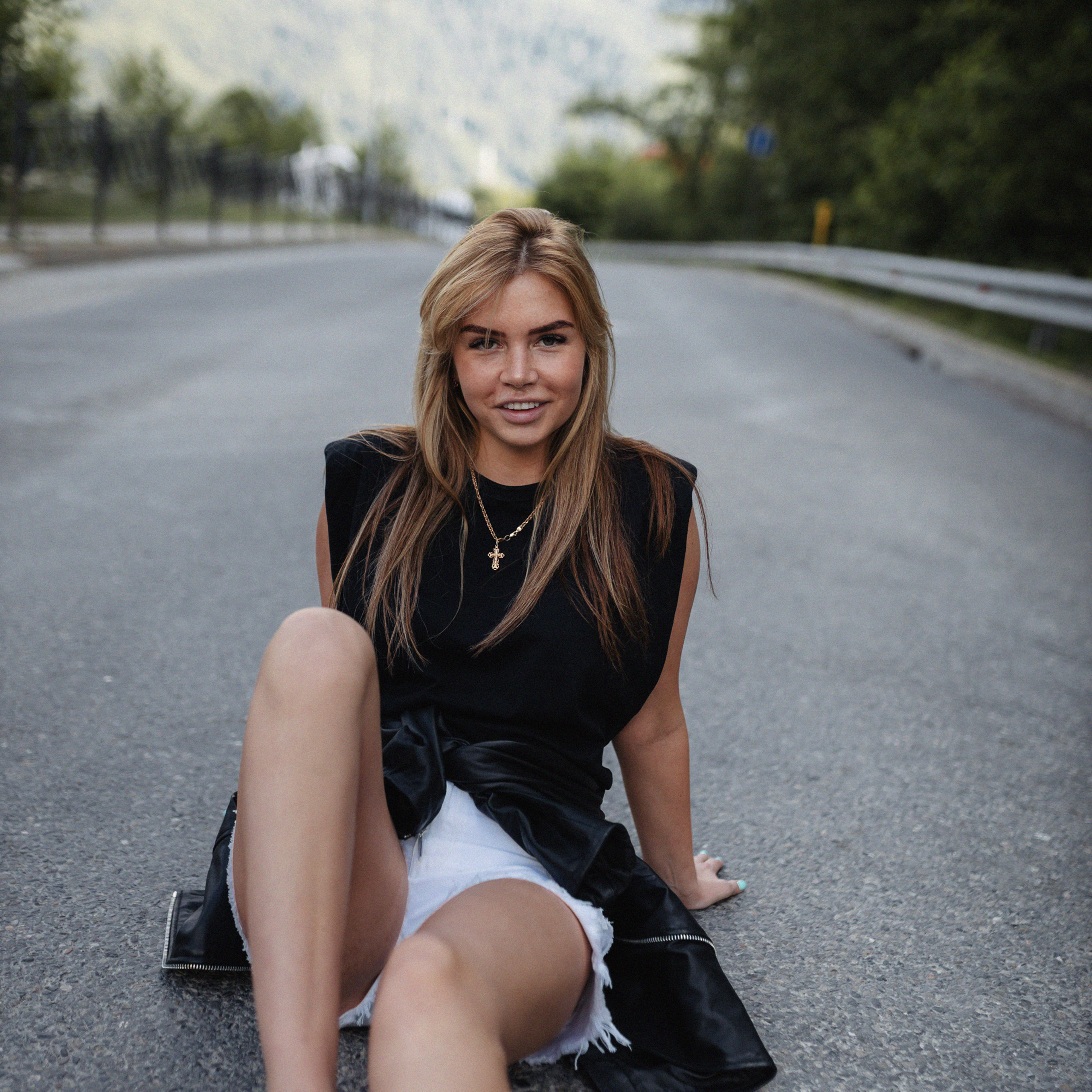 Катя в горах. Фотограф Мария Сваридзе