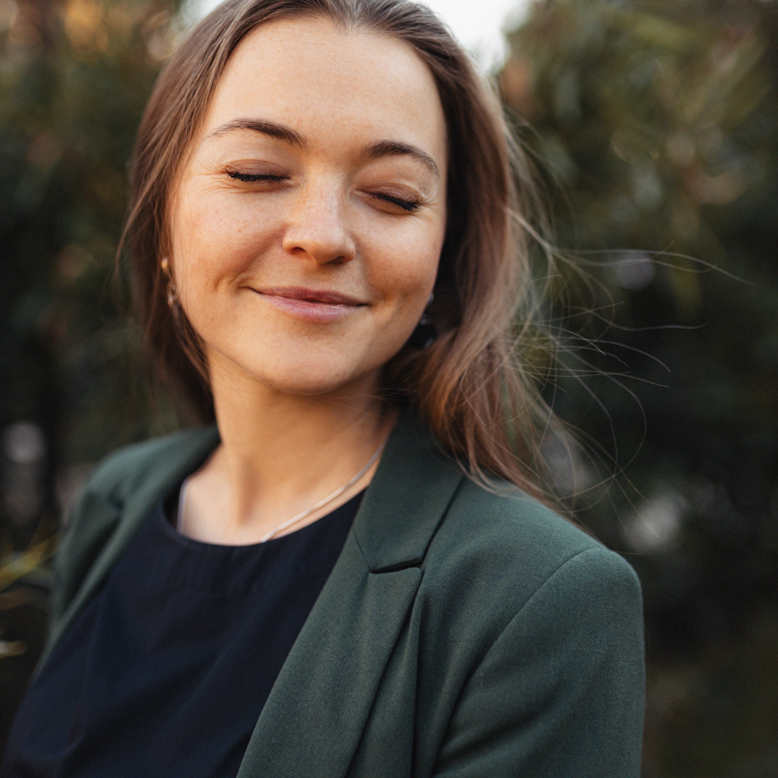 Надя, театр, море. Фотограф Мария Сваридзе