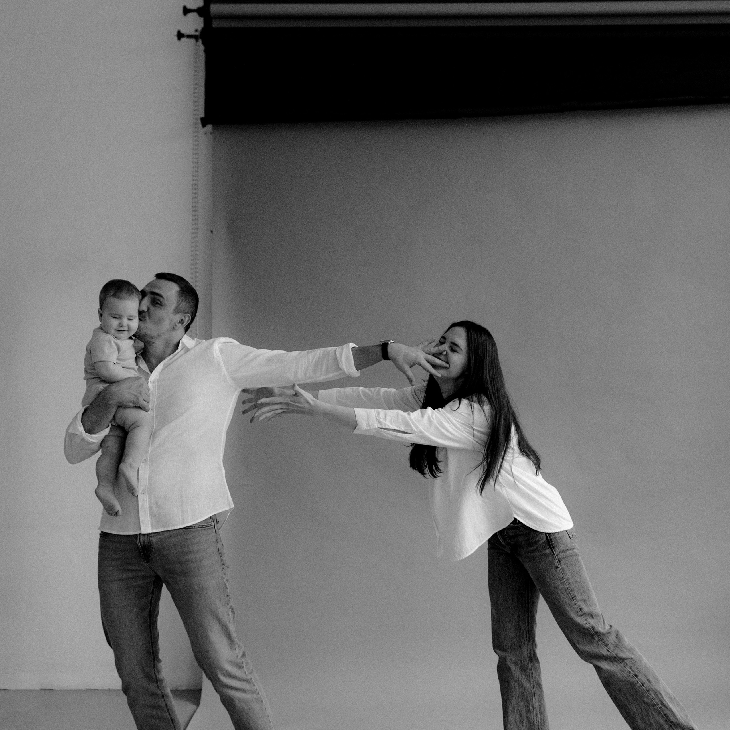 Рома Яна и Вера. Фотограф Мария Сваридзе