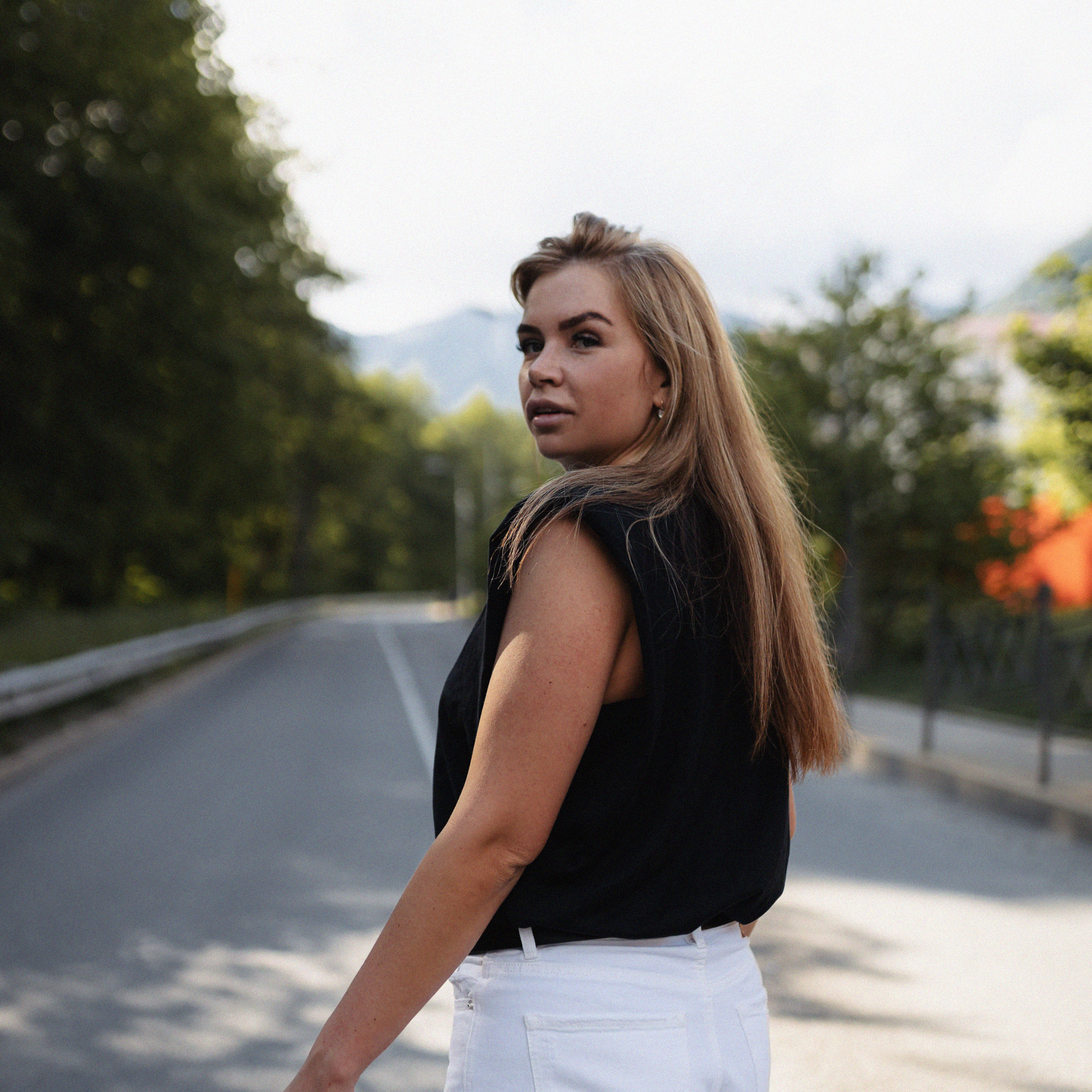 Катя в горах. Фотограф Мария Сваридзе