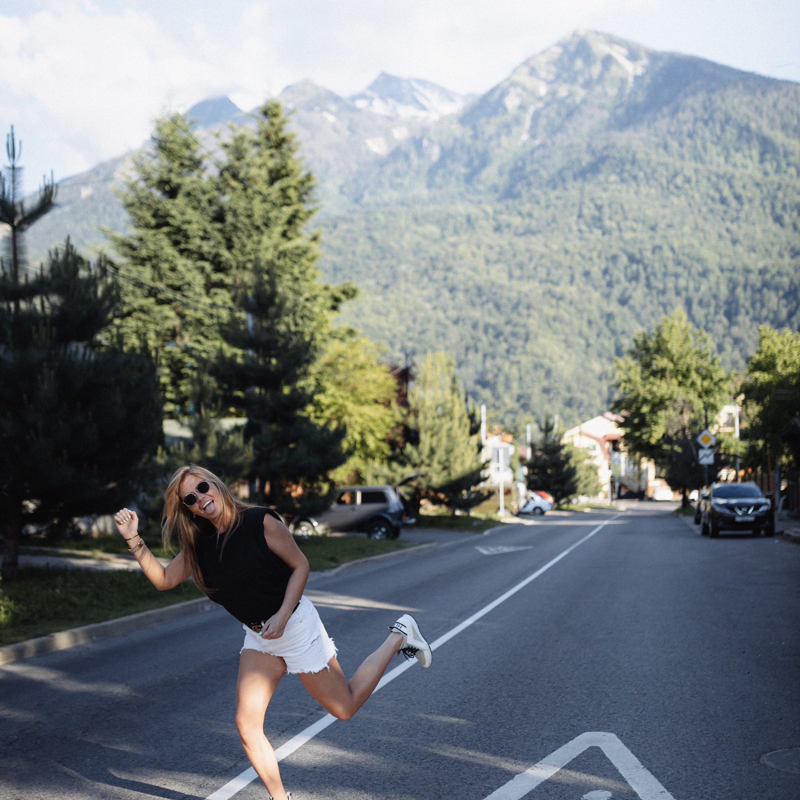 Катя в горах. Фотограф Мария Сваридзе