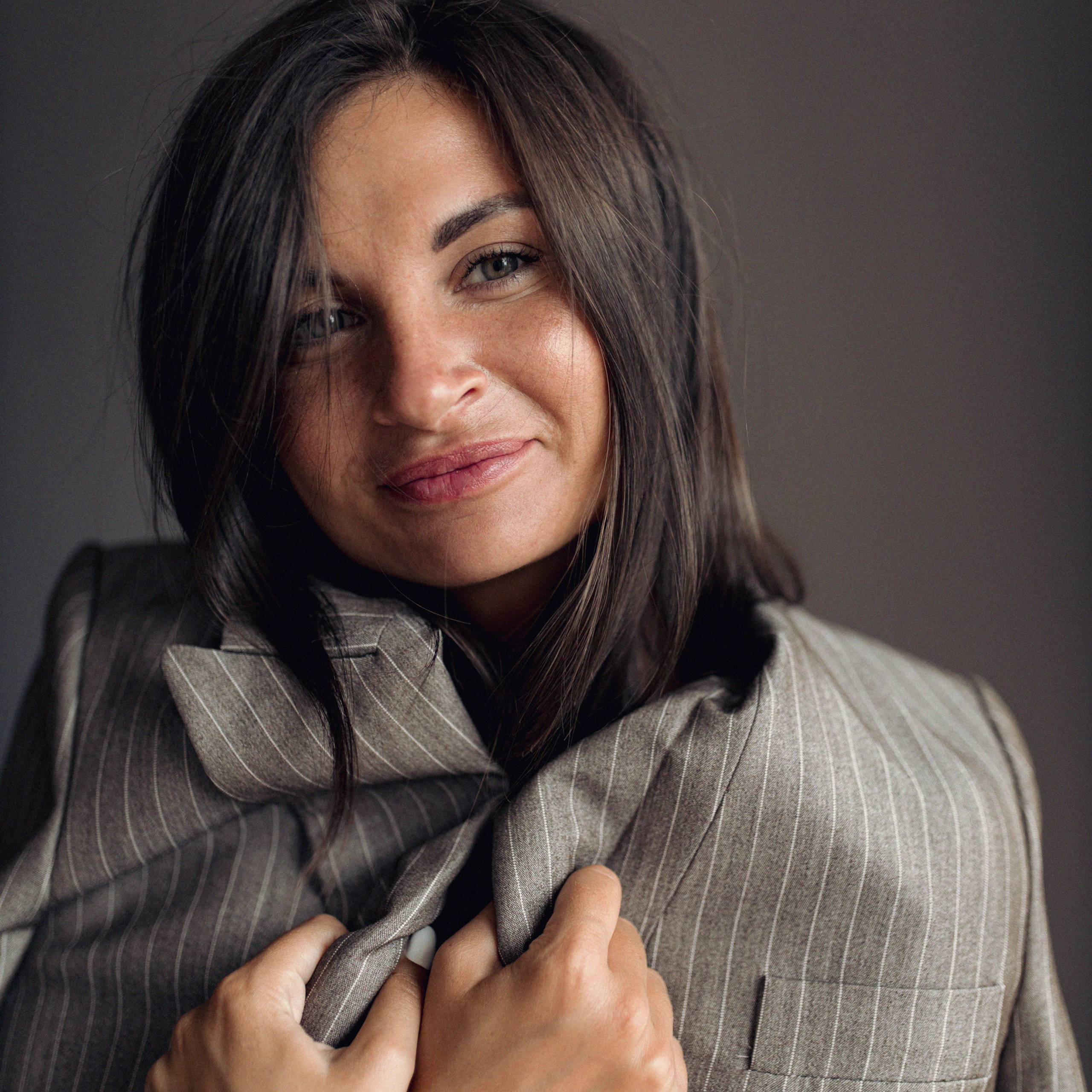 Аня и дождь в Питере. Фотограф Мария Сваридзе