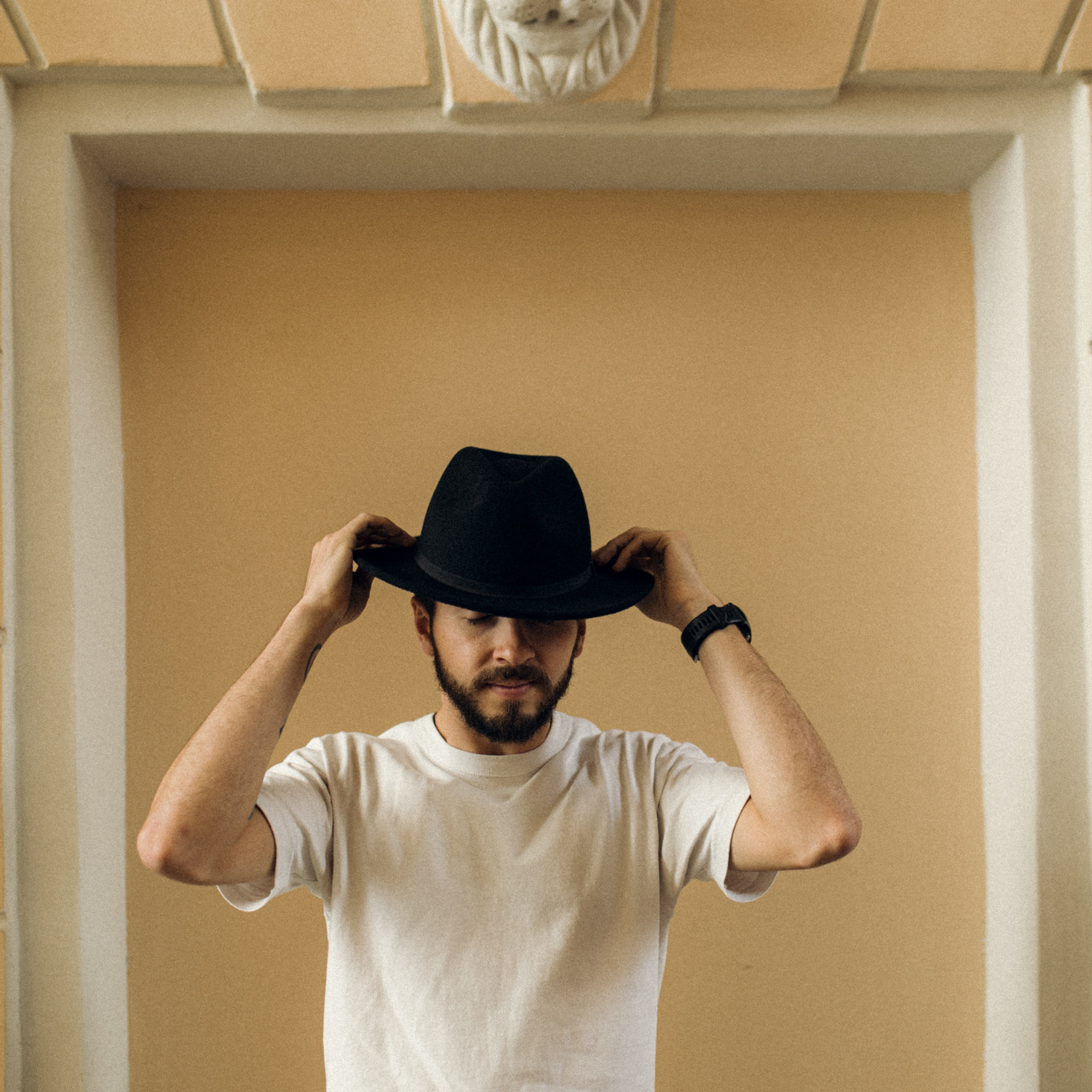 Артур в Питере. Фотограф Мария Сваридзе