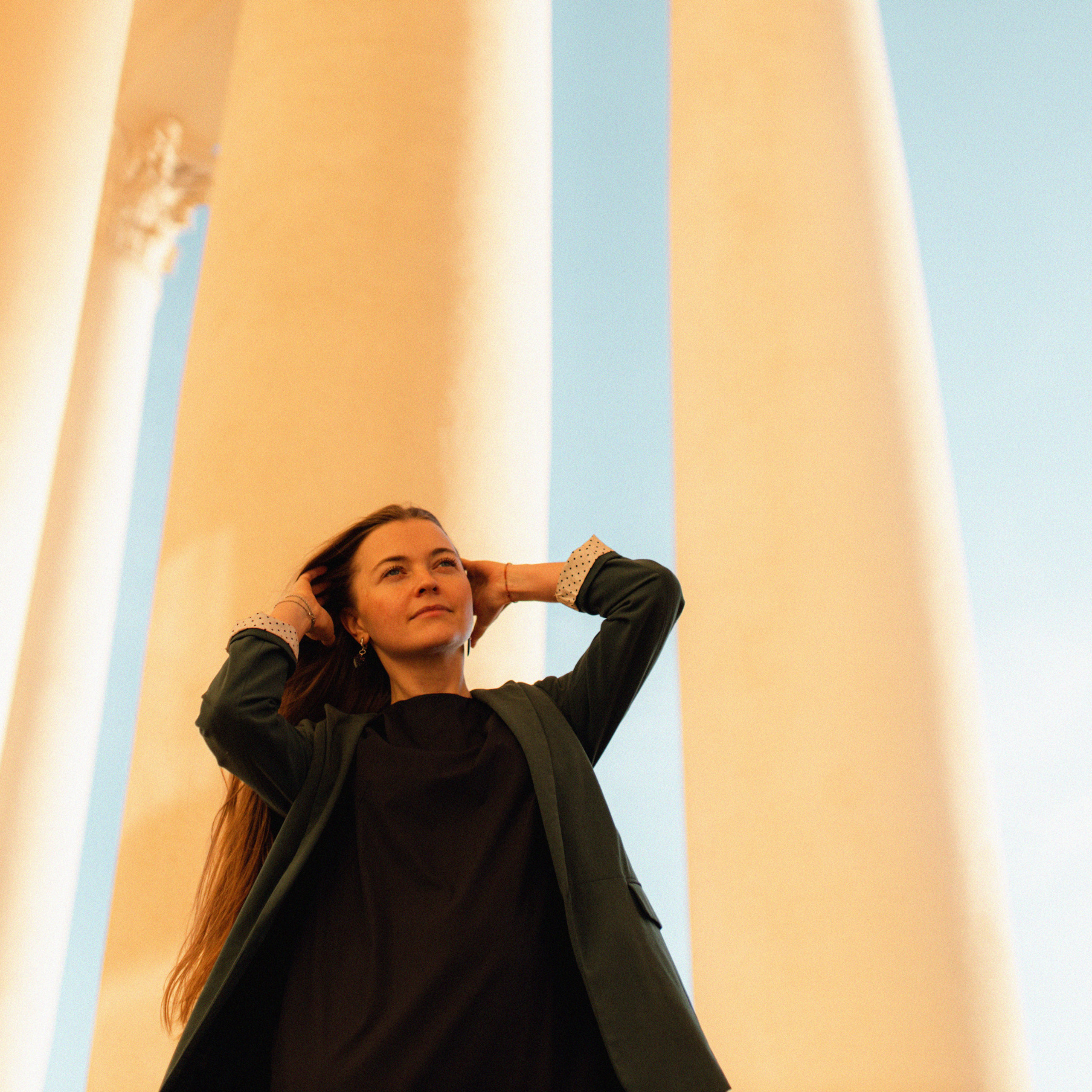 Надя, театр, море. Фотограф Мария Сваридзе