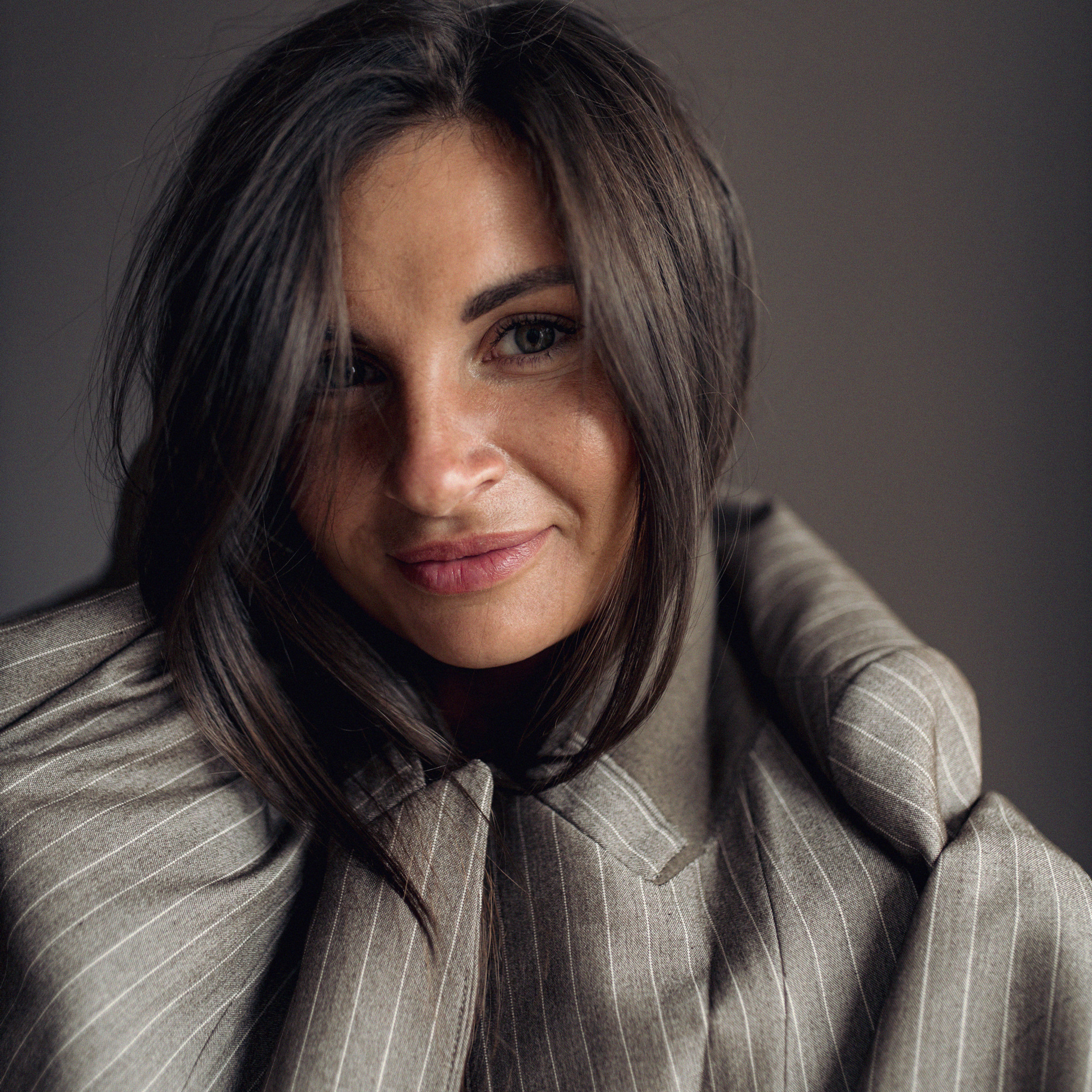 Аня и дождь в Питере. Фотограф Мария Сваридзе