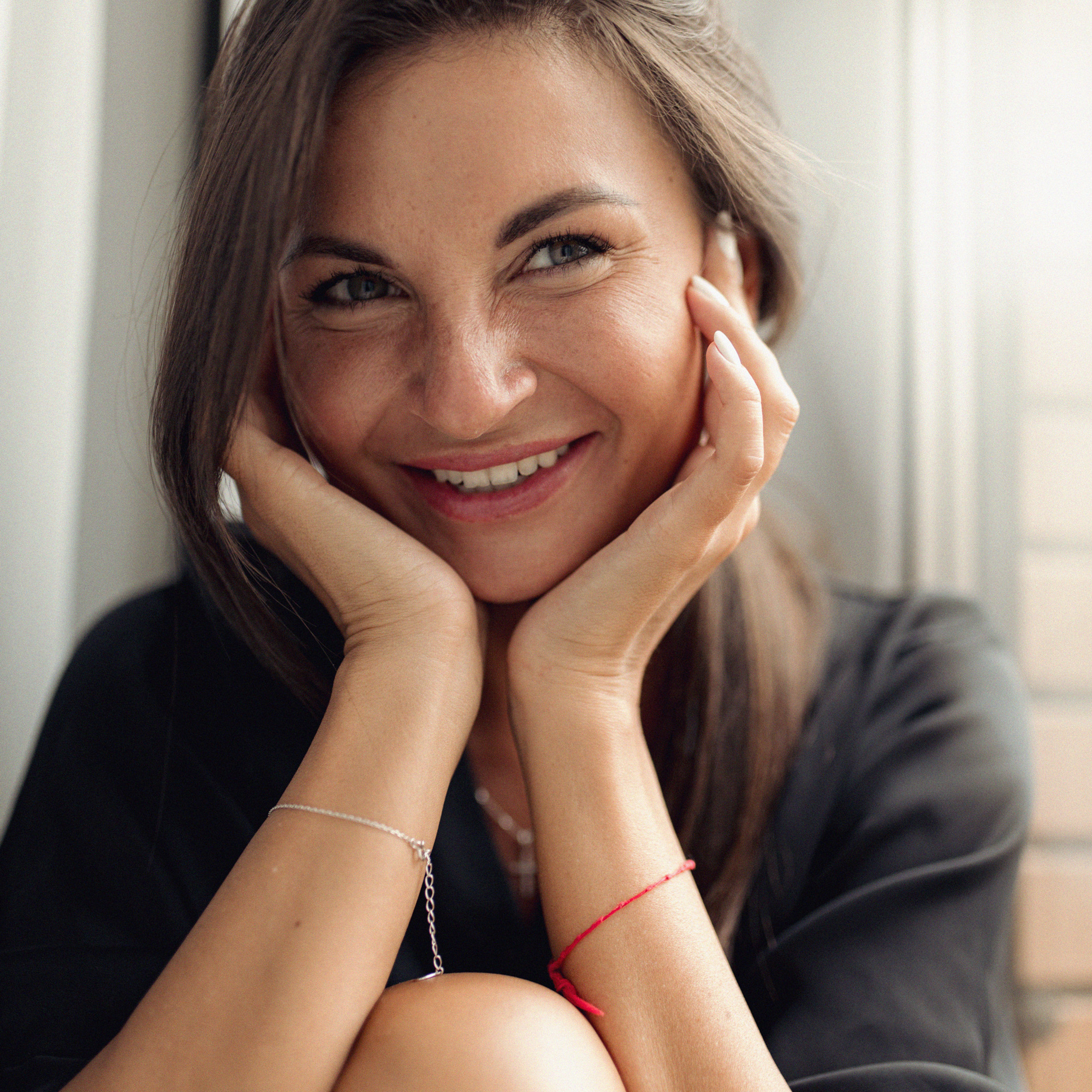 Аня и дождь в Питере. Фотограф Мария Сваридзе