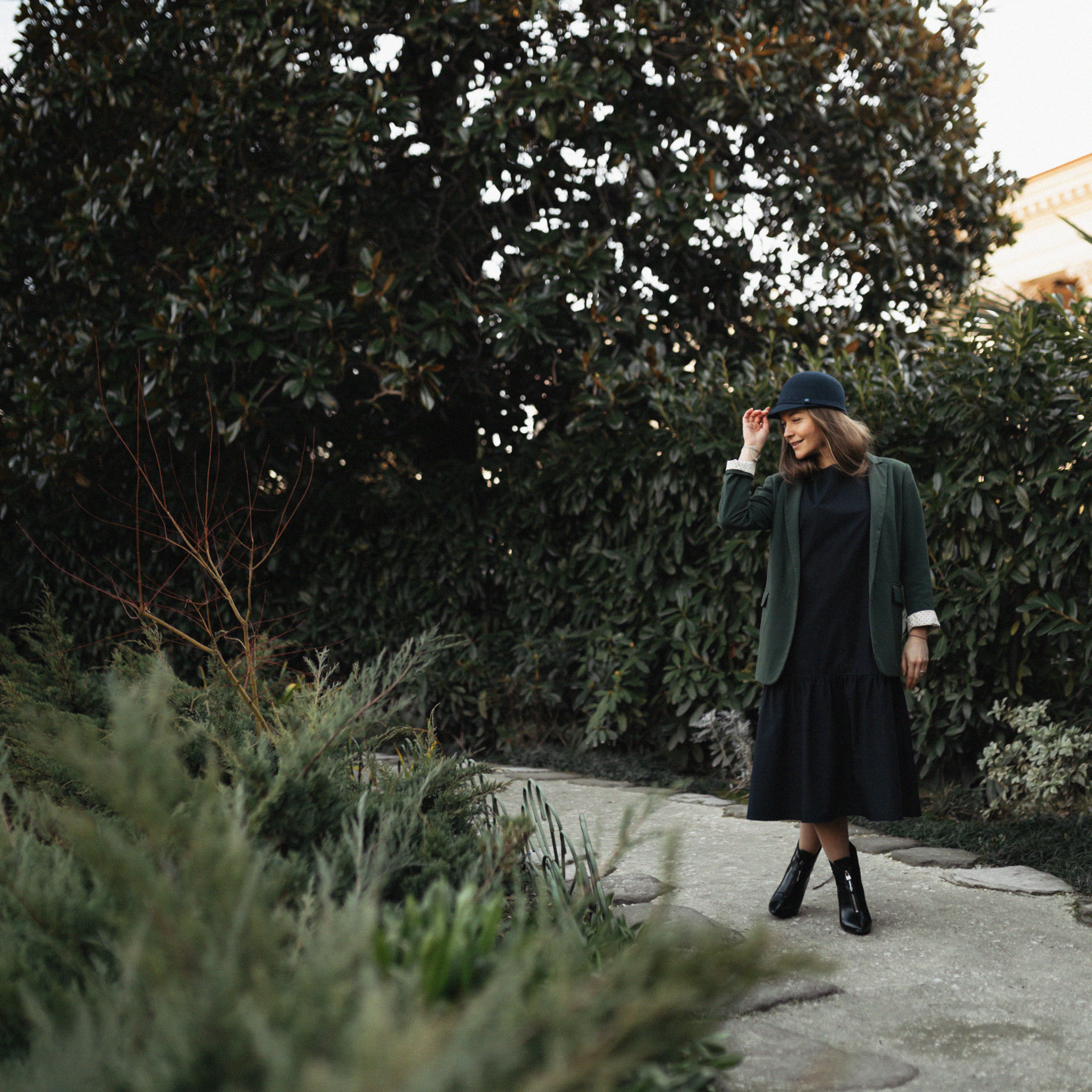 Надя, театр, море. Фотограф Мария Сваридзе