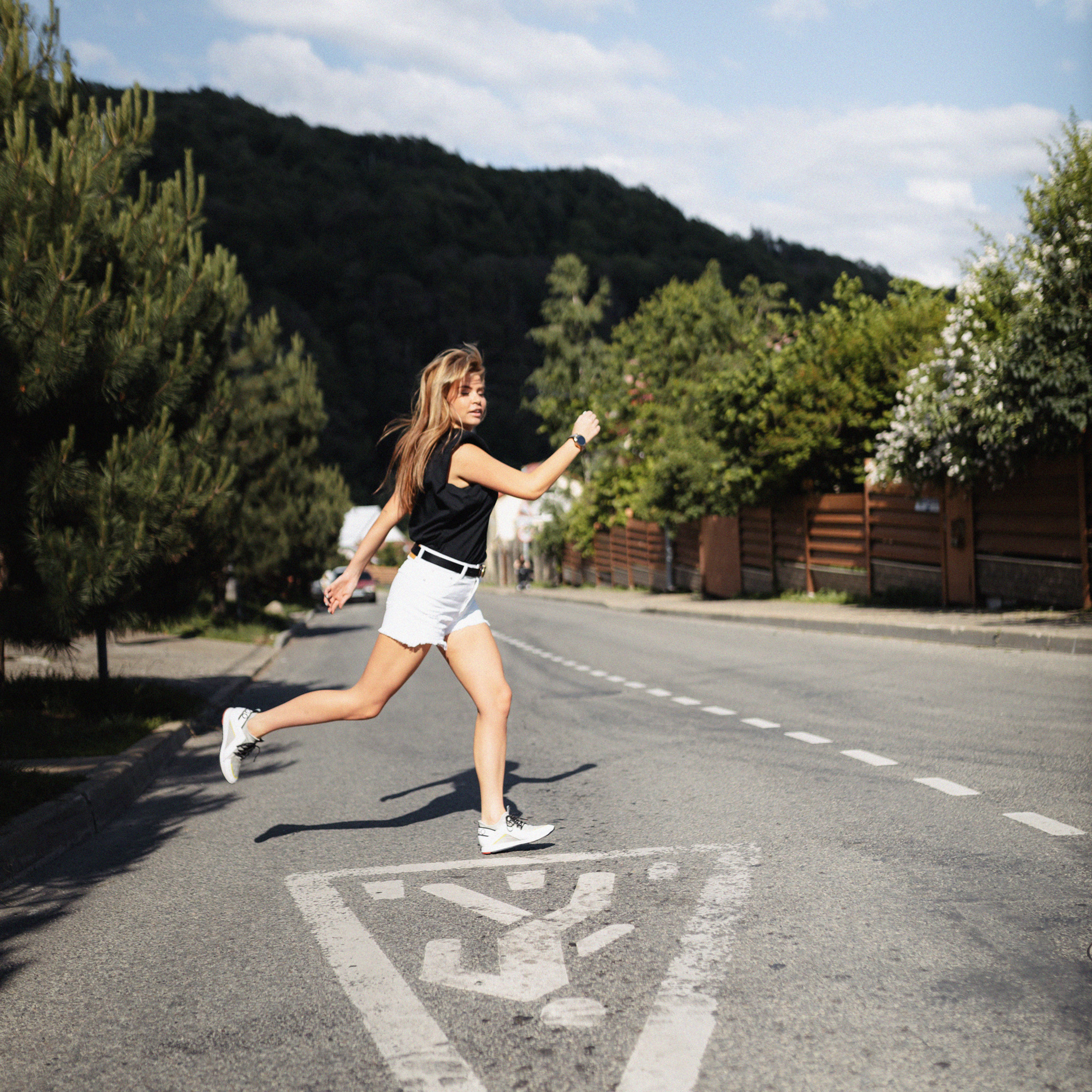 Катя в горах. Фотограф Мария Сваридзе