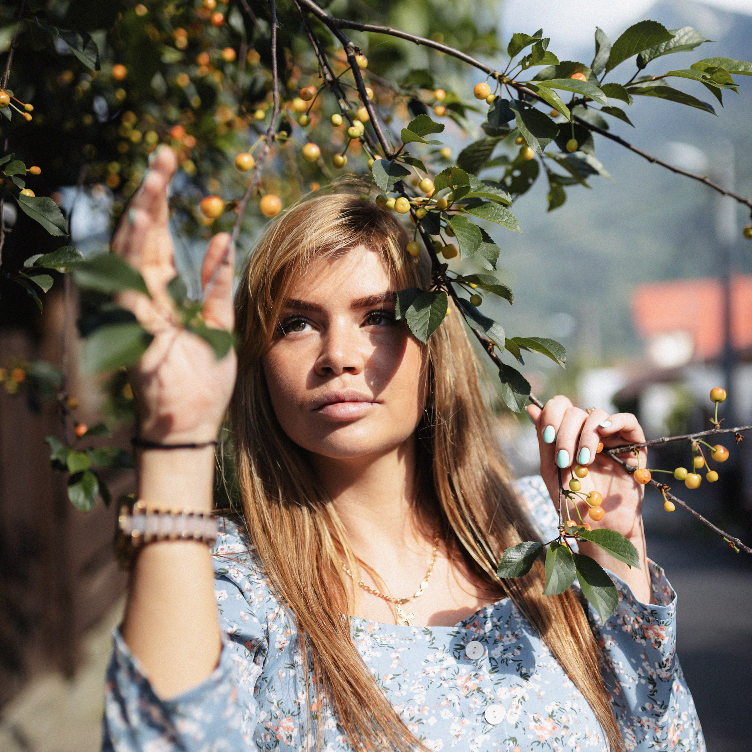 Катя в горах. Фотограф Мария Сваридзе