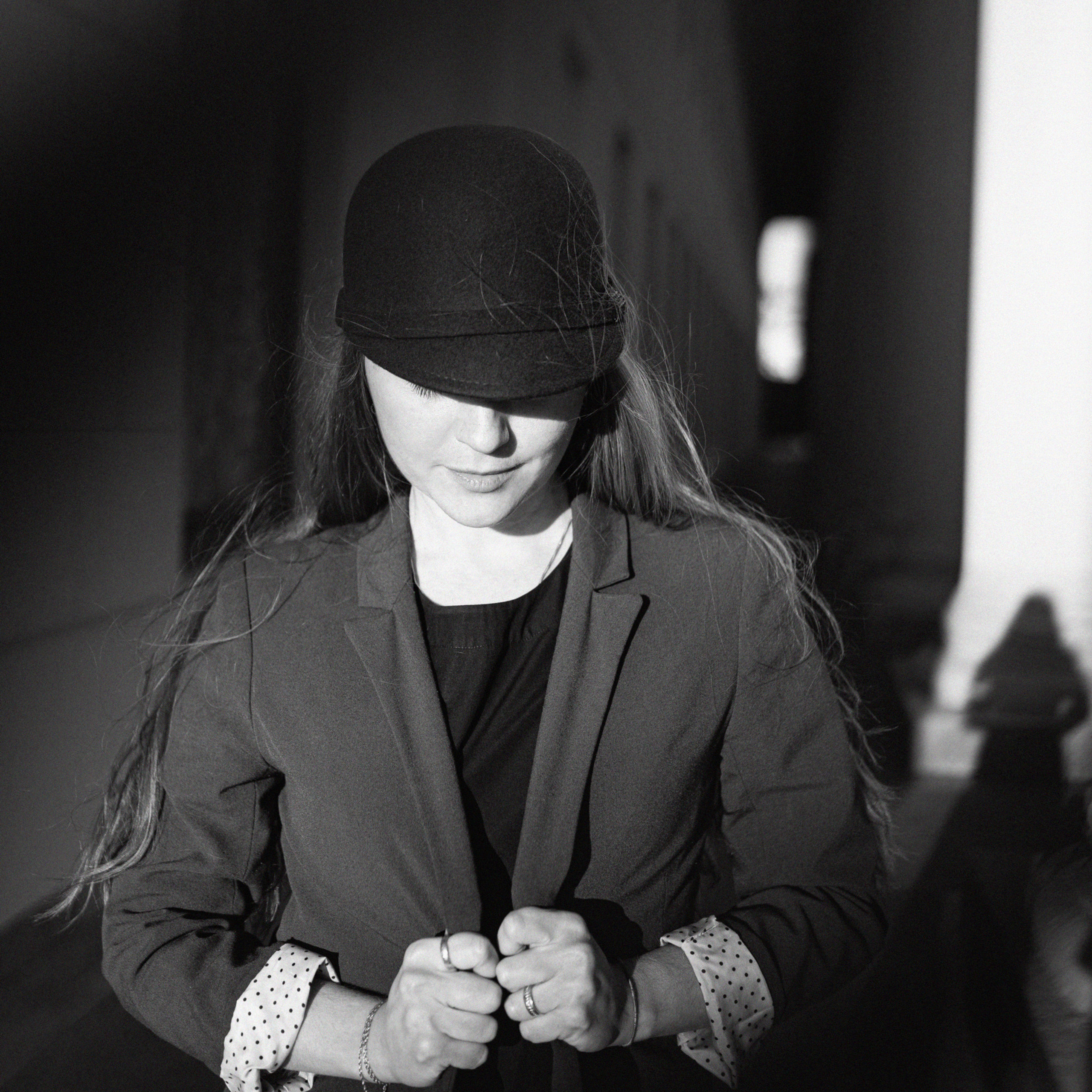 Надя, театр, море. Фотограф Мария Сваридзе