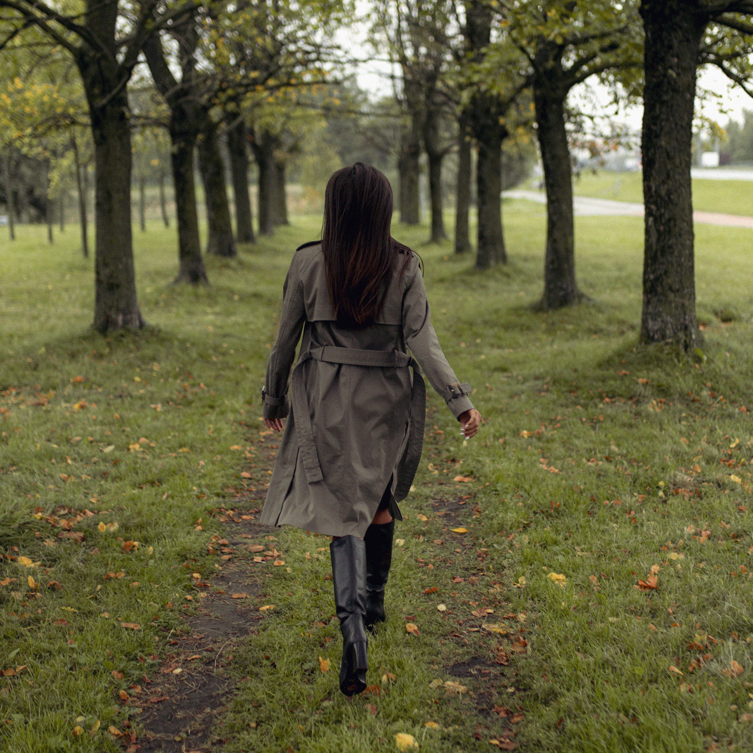 Аня и дождь в Питере. Фотограф Мария Сваридзе