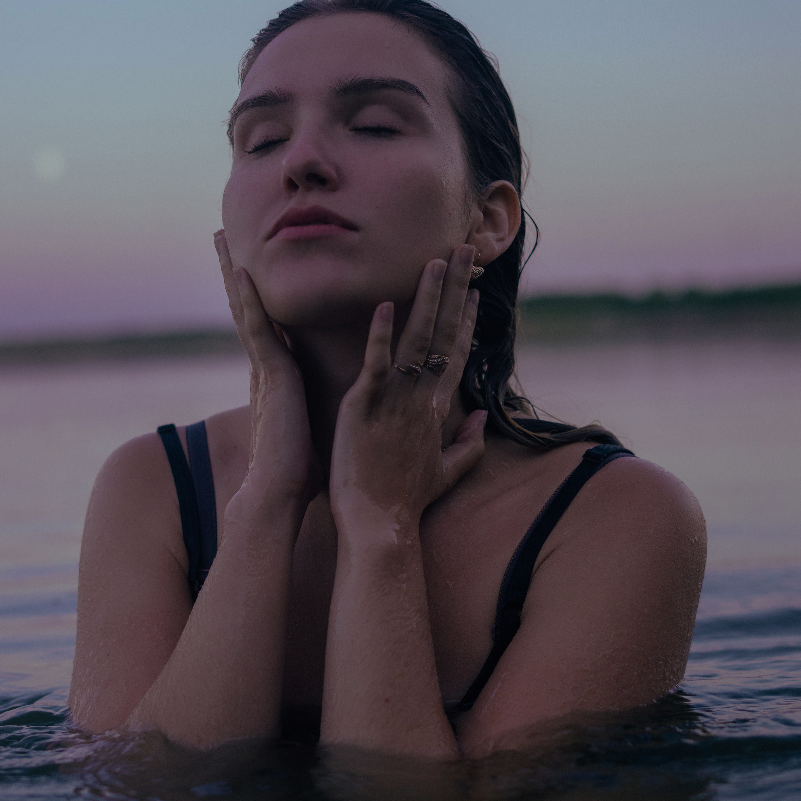 Тёплый вечер