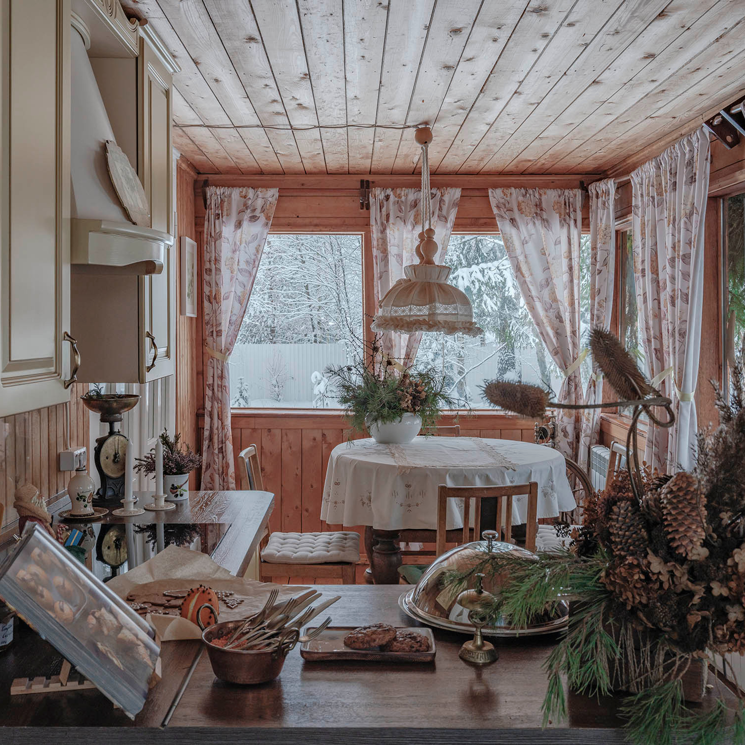 Новогодний декор. Дача