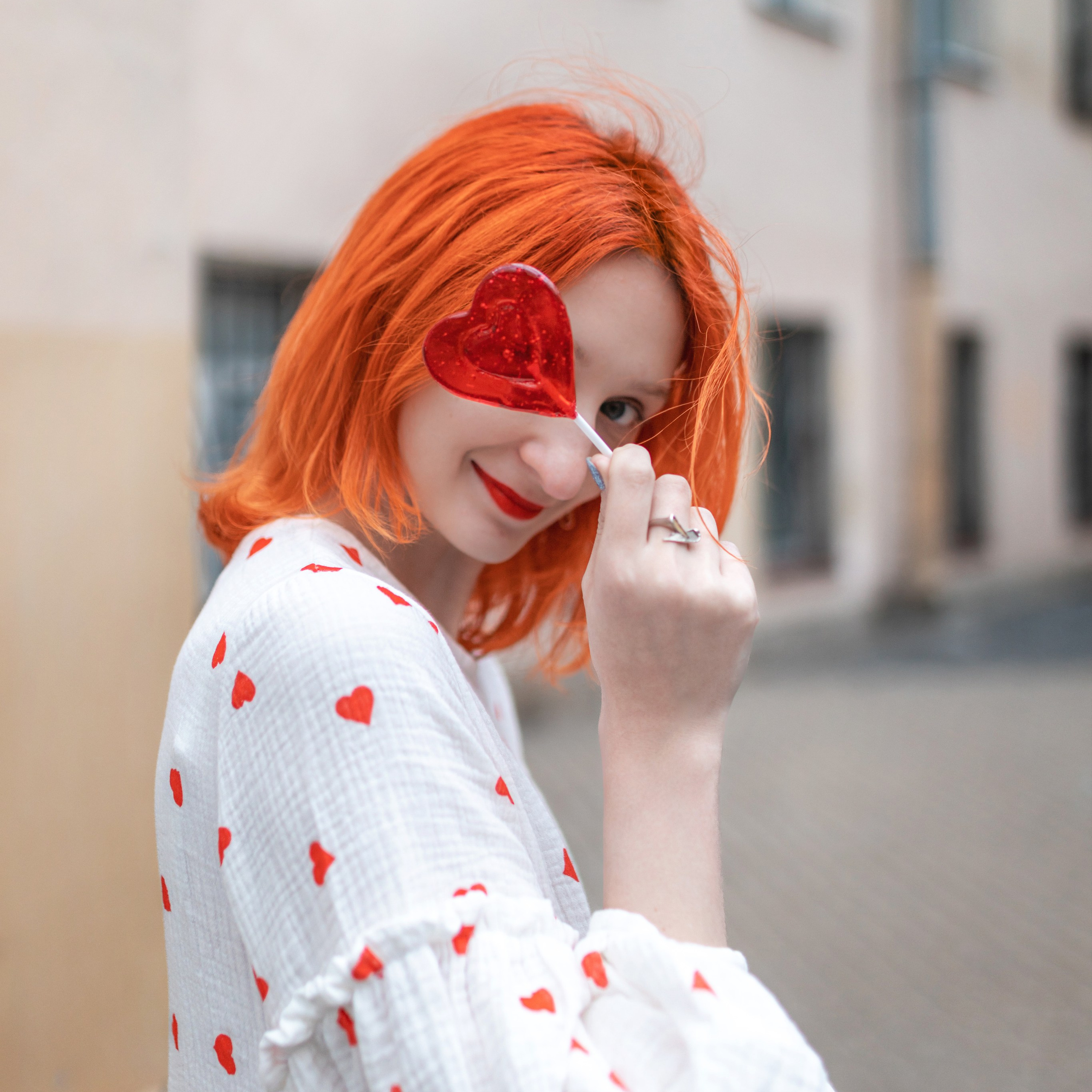 Алена в поисках леденца