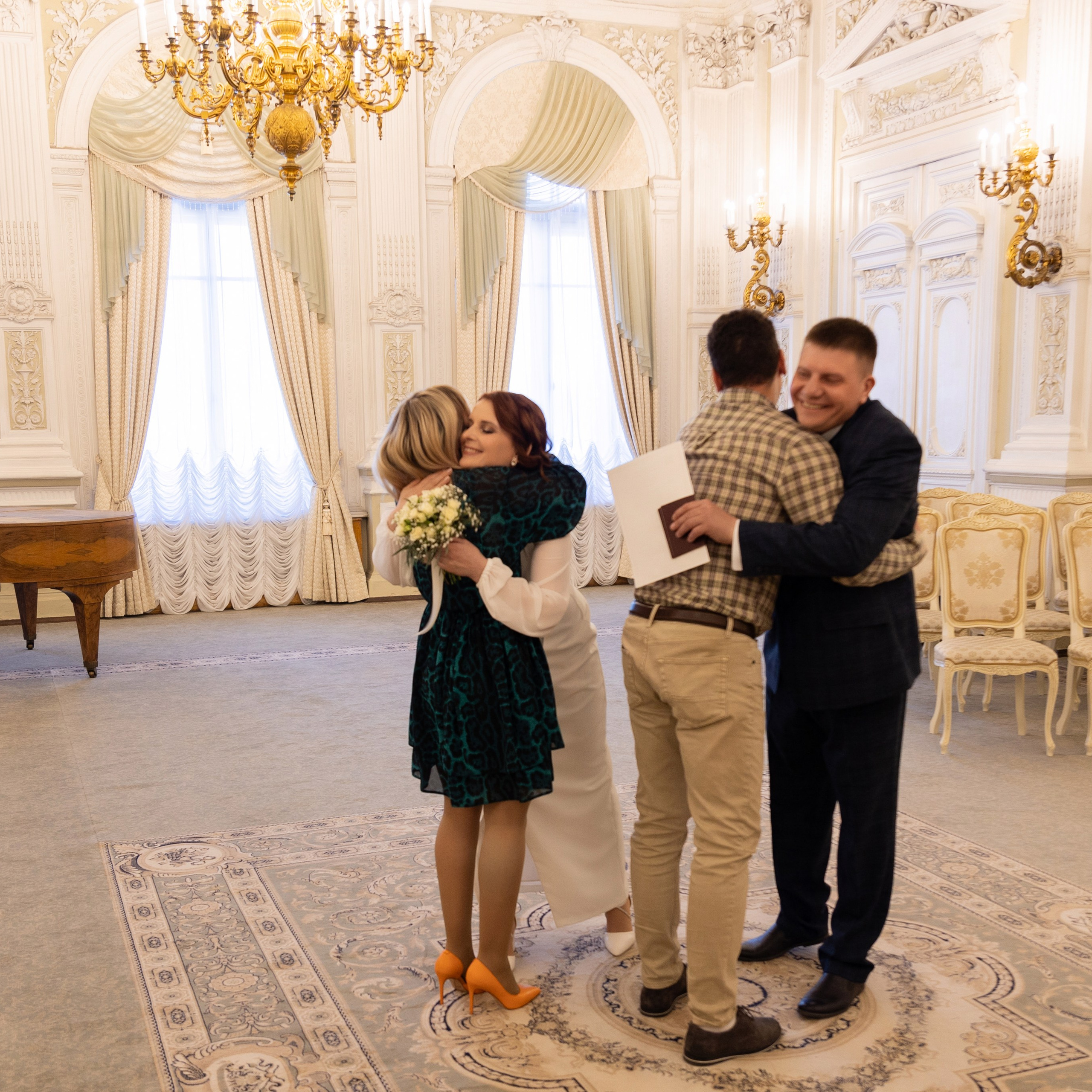 Свадьба во дворце бракосочетания на Английской набережной. Семейный и свадебный фотограф в Санкт-Петербурге Татьяна Швыкова