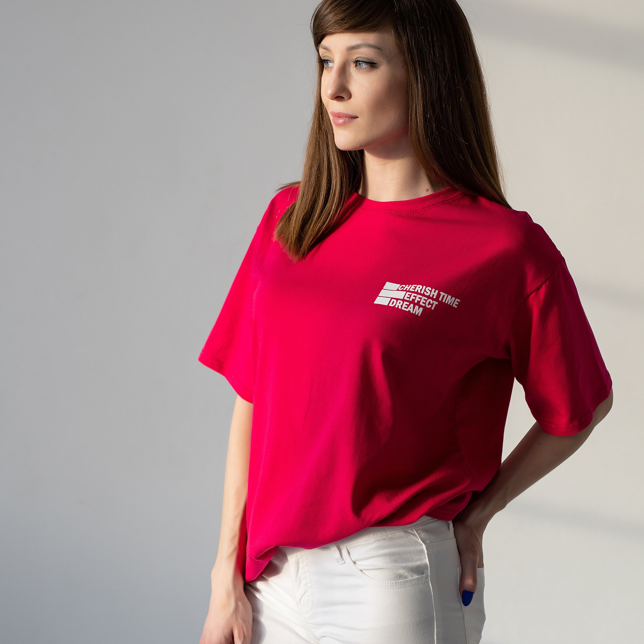 фотосессия для маркетплейс на белом фоне