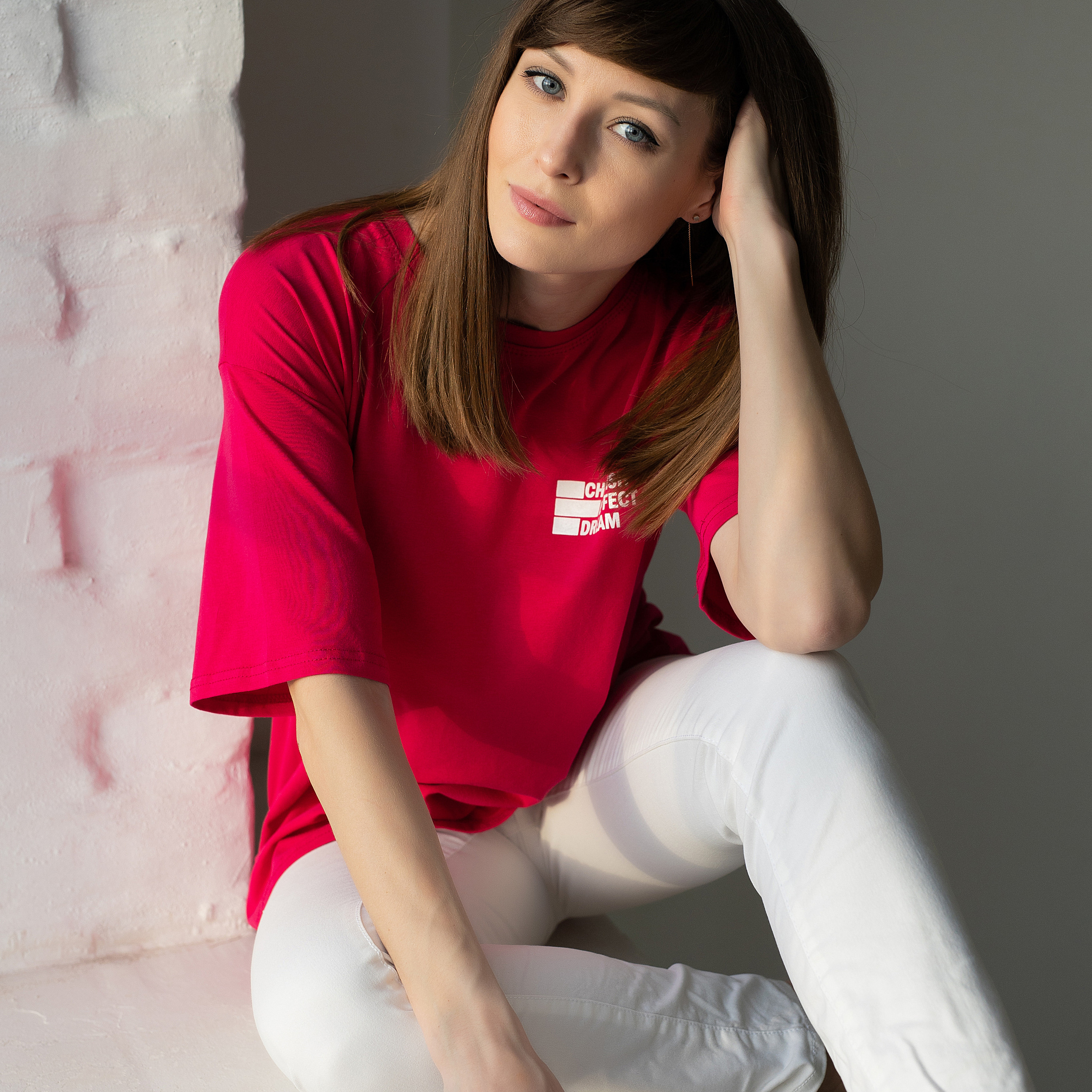 модель для съёмки товаров маркетплейс