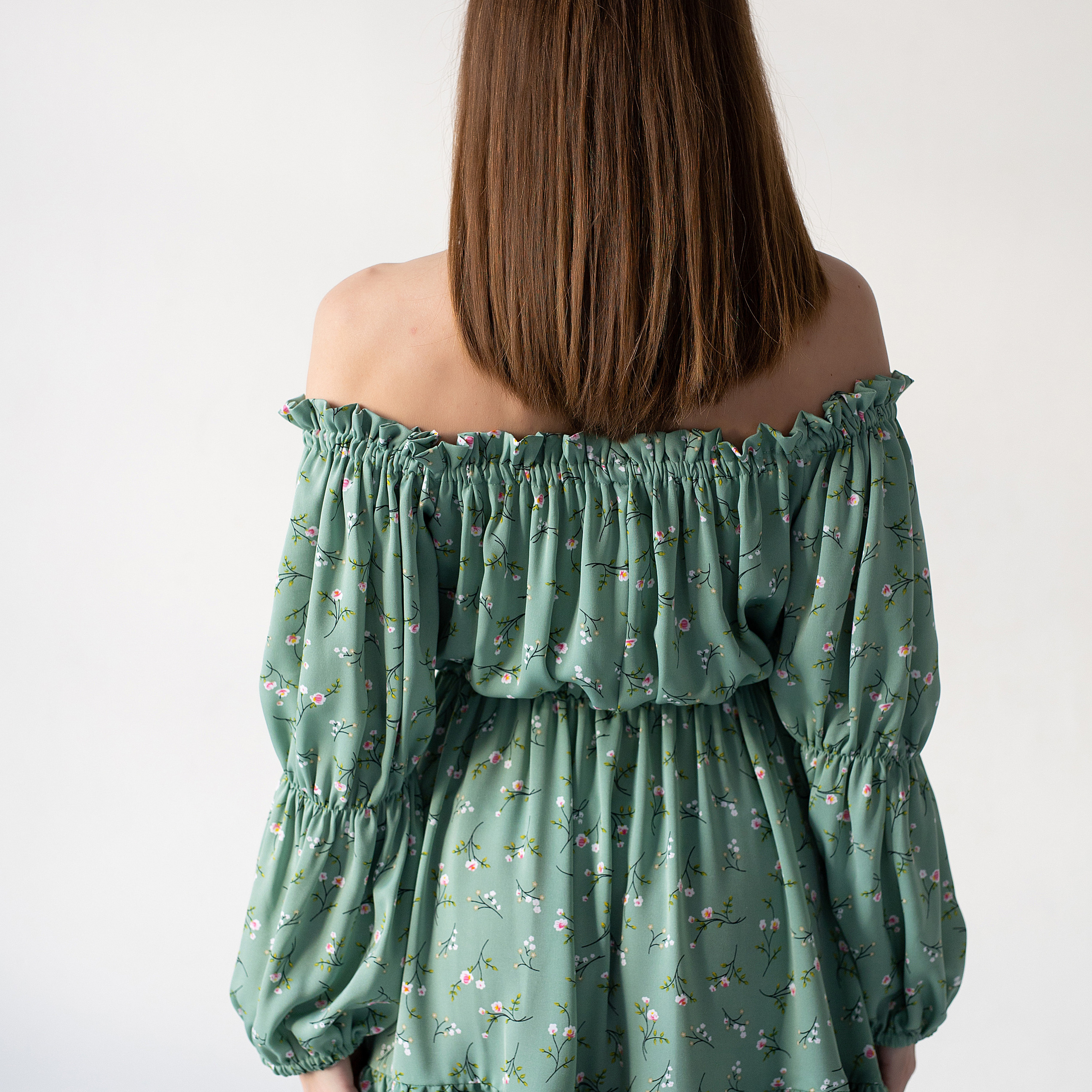 модель для съёмки товаров маркетплейс