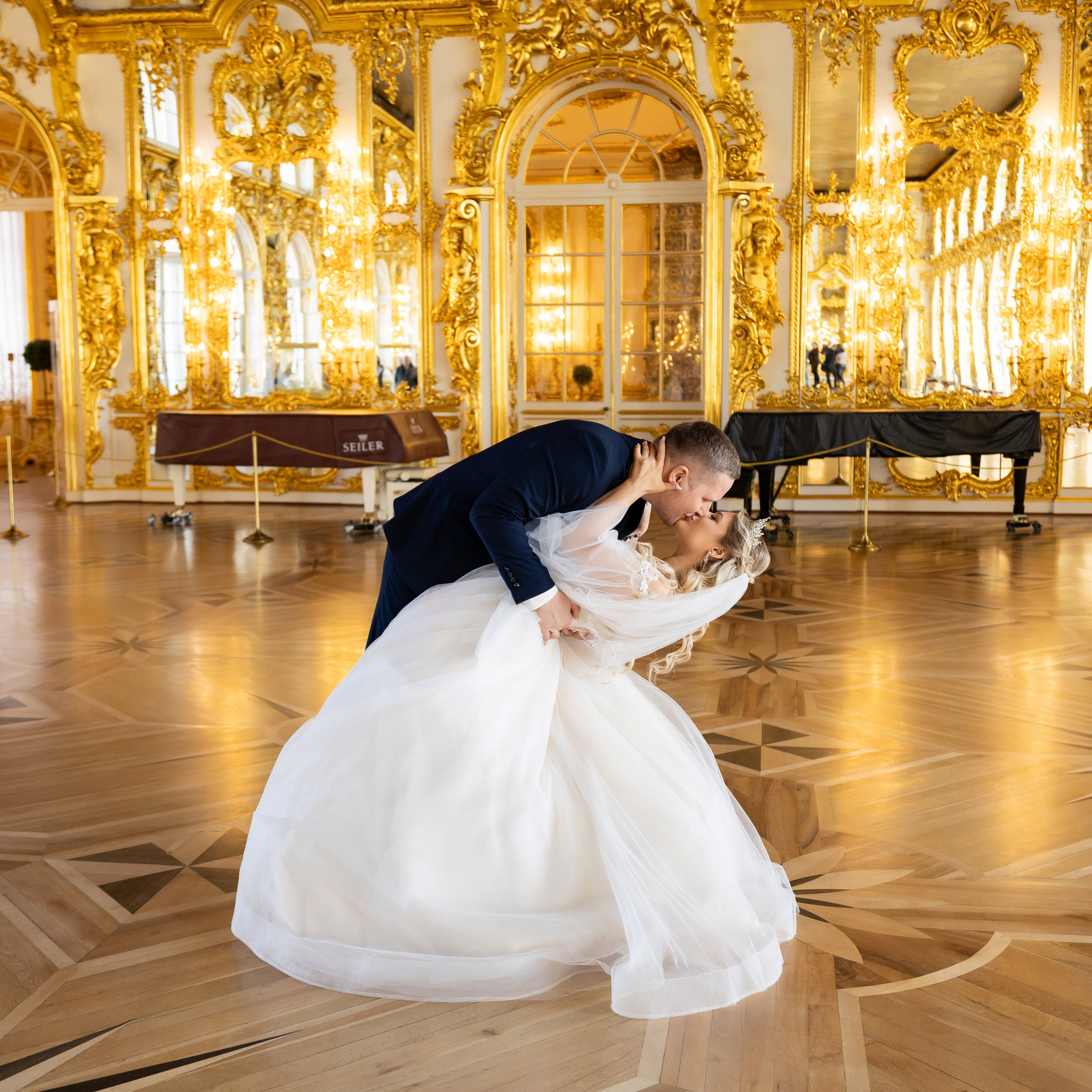 Свадебная фотосессия в Екатерининском дворце. Семейный и свадебный фотограф в Санкт-Петербурге Татьяна Швыкова
