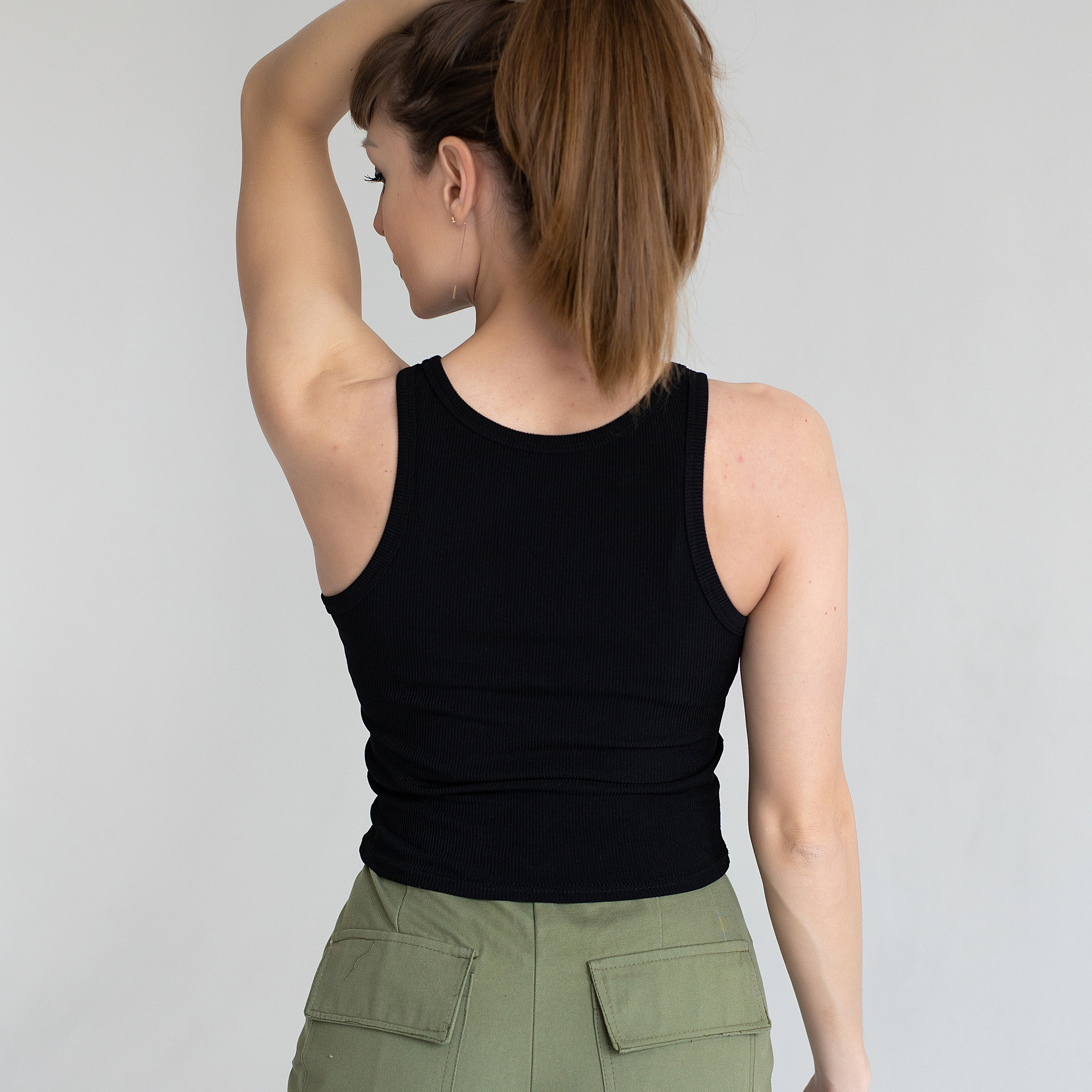 фотосъёмка  брюк на циклораме