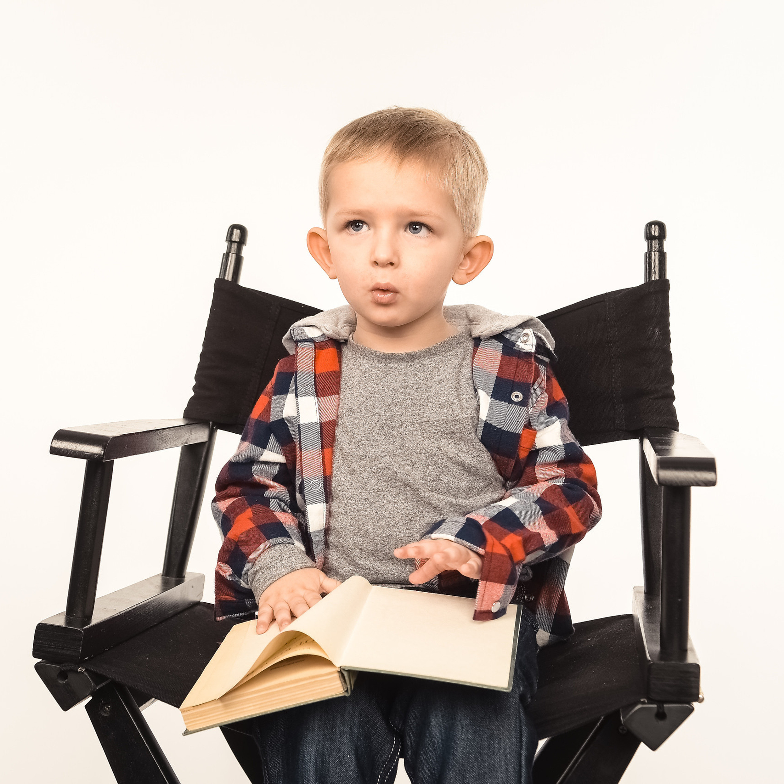 Малыши — карандаши