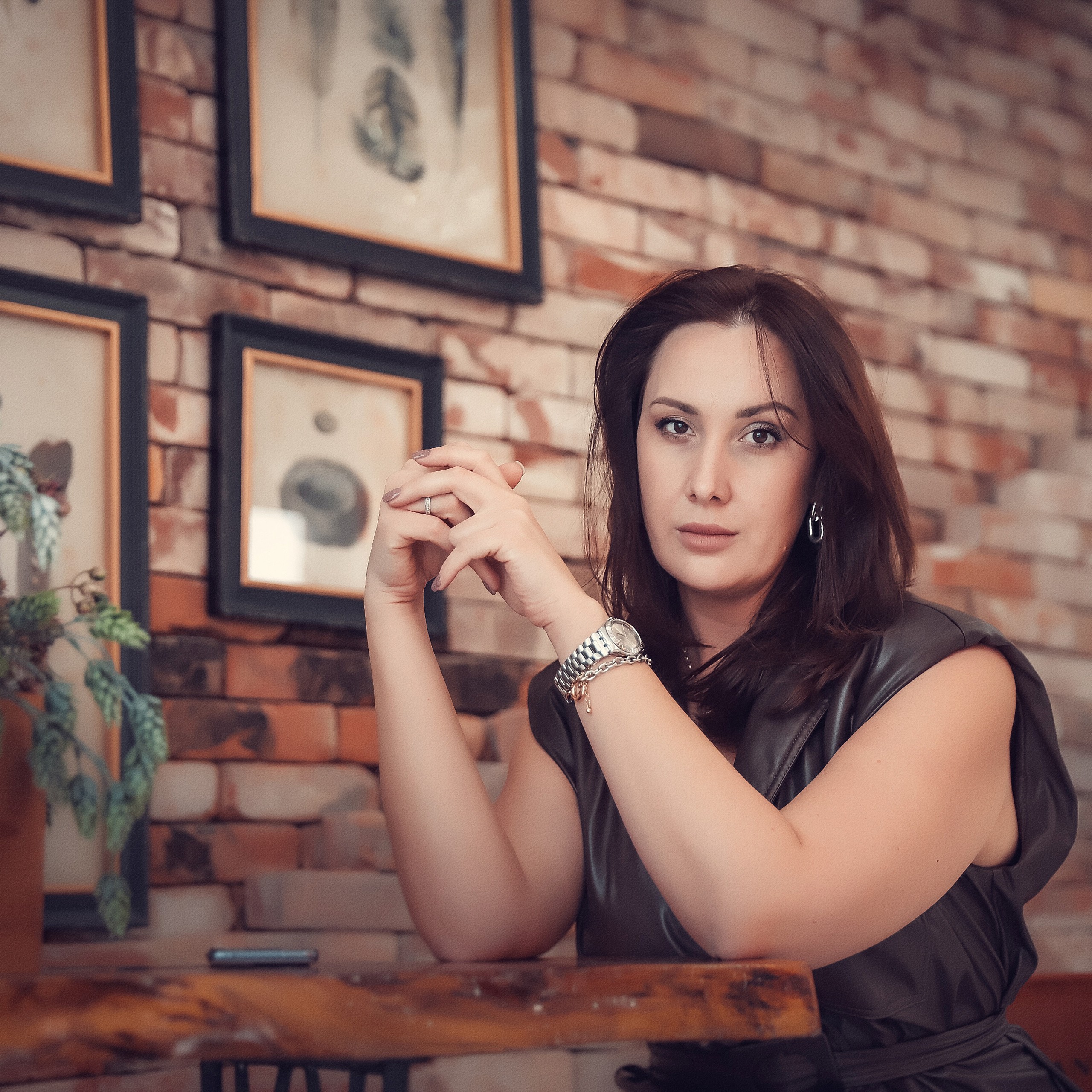 ИРИНА И МАШЕНЬКА