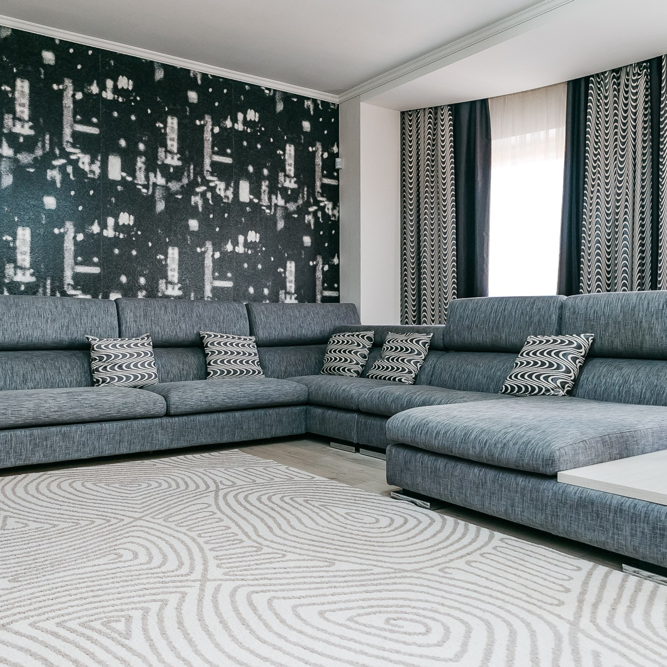 Гаражная 81/3