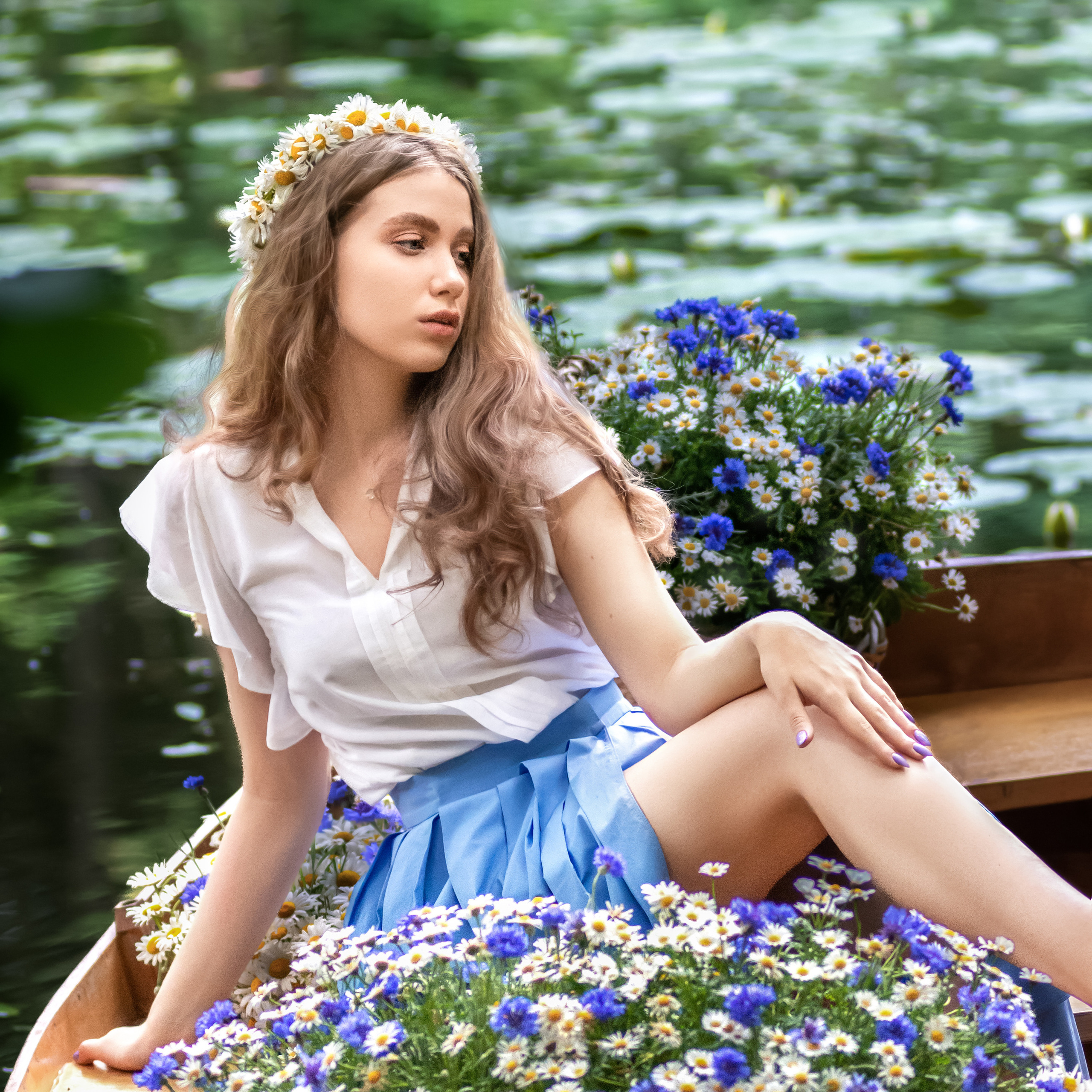 Цветочная лодка