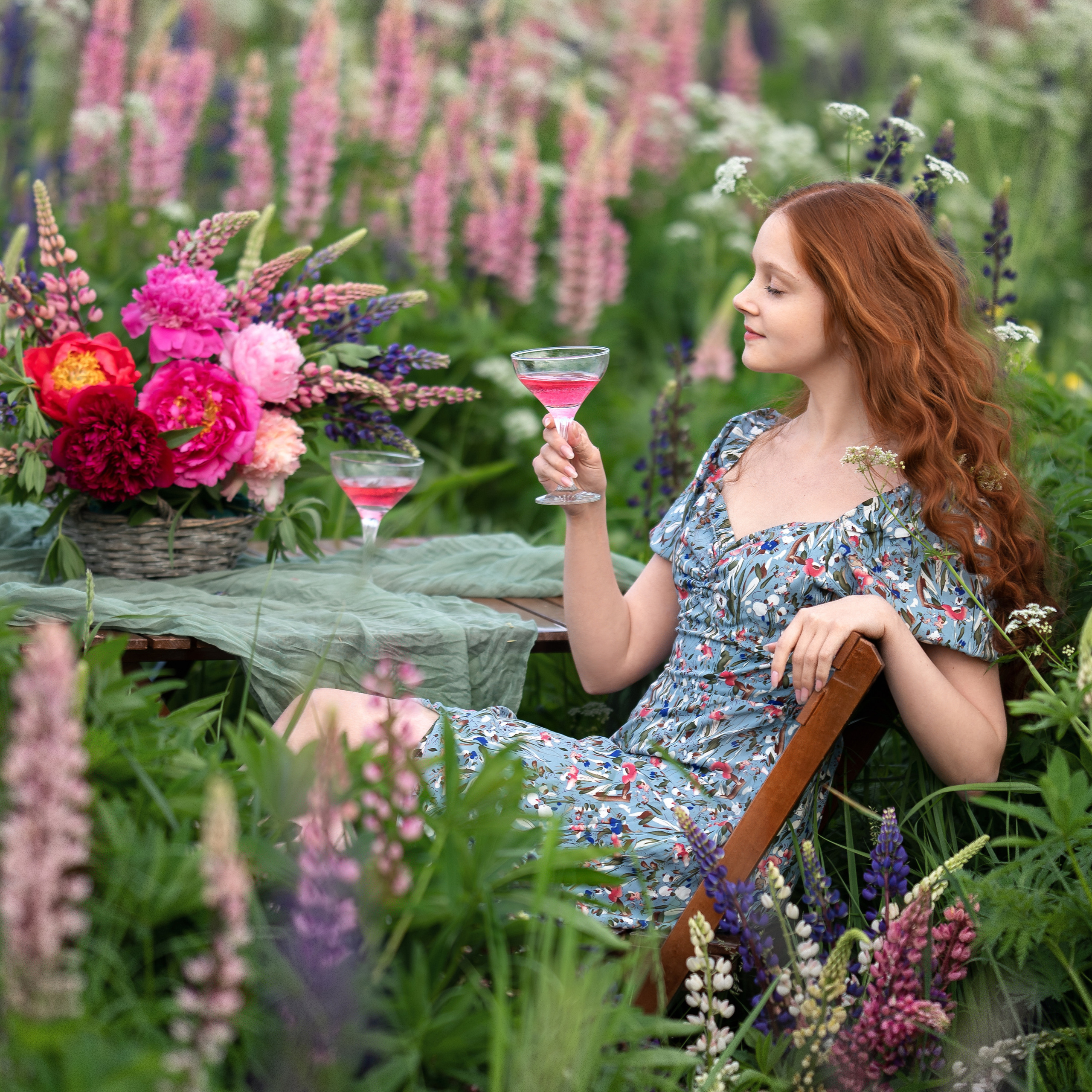 Фотосессия в&nbsp;люпинах