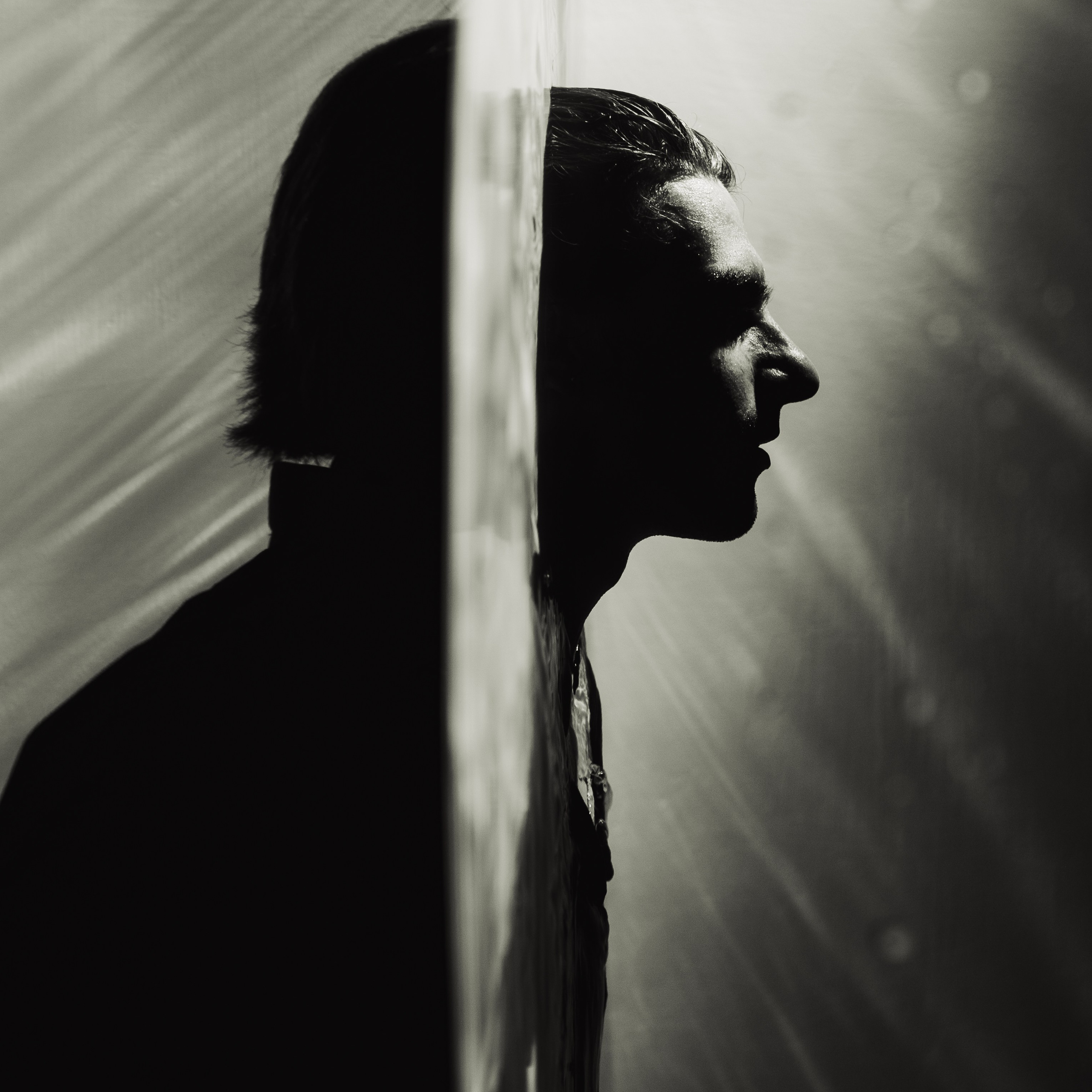 Мужская съёмка с&nbsp;водой