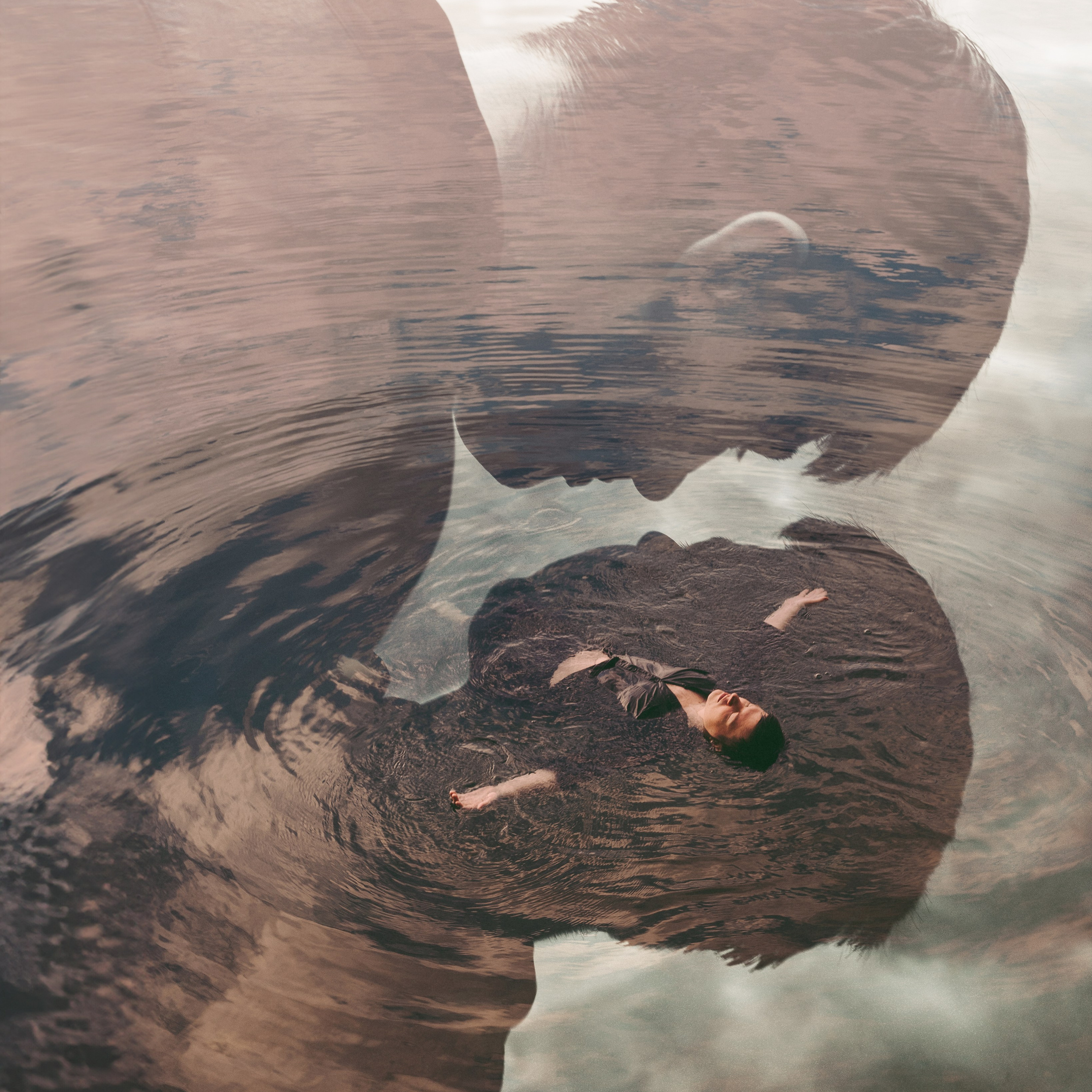 Мужская съёмка на&nbsp;природе