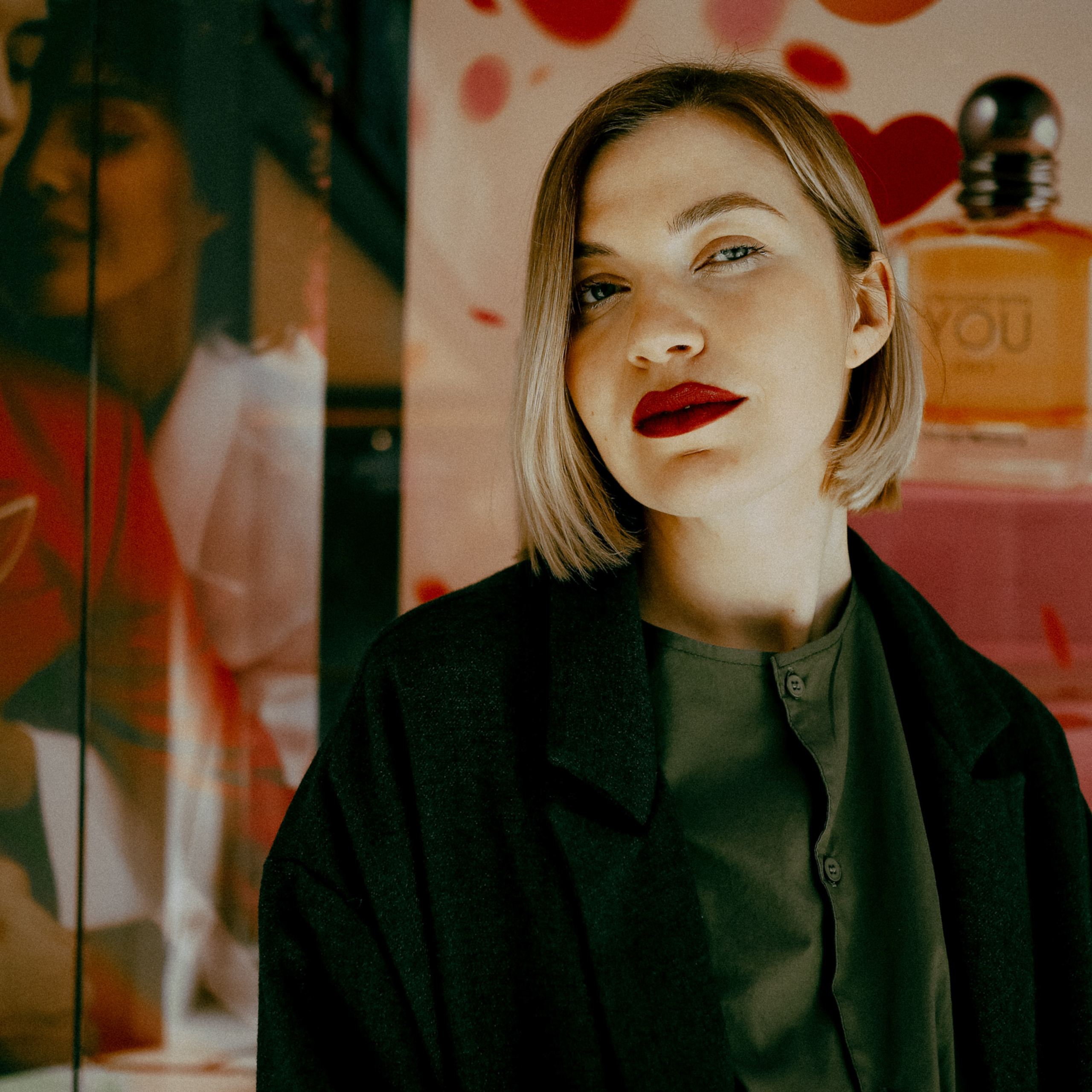 Girls. Главная