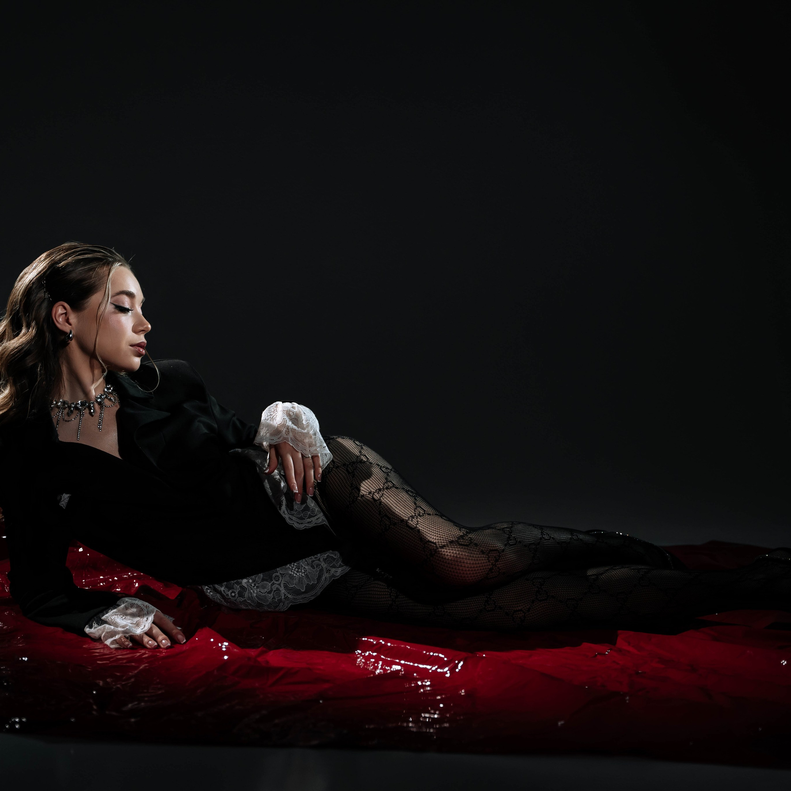 Индивидуальная (студия). Фотограф/видеограф Ектеринбург